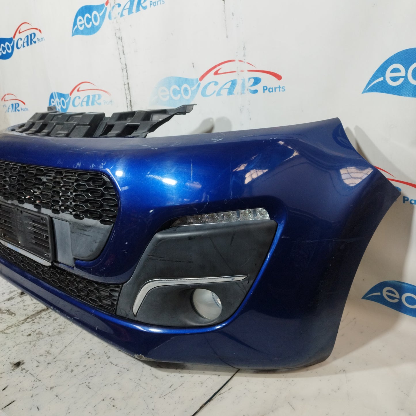Blue front bumper Peugeot 107 2012 ecoAC10359
