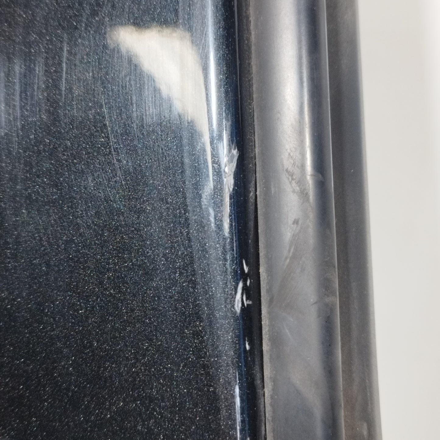 Front right door black Suzuki Swift 2007 ecoAC10563