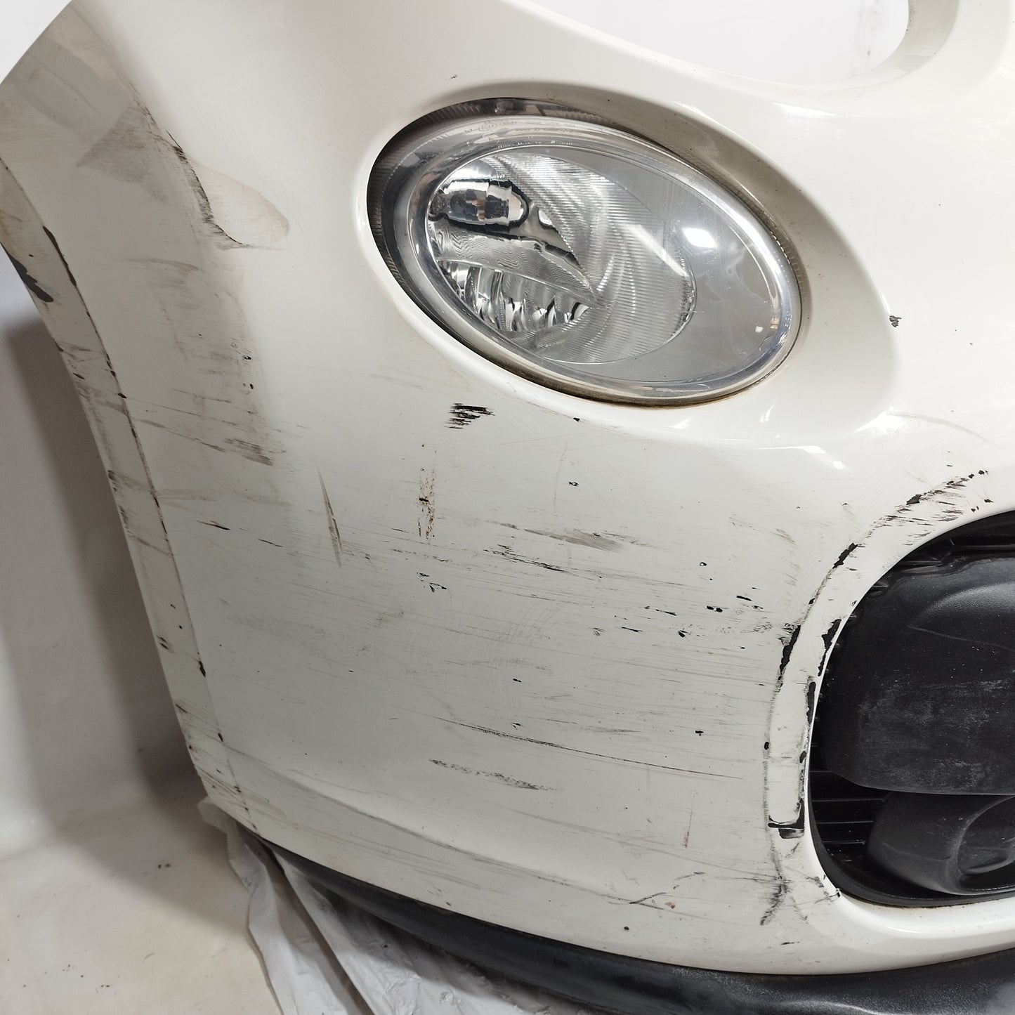 Paraurti anteriore bianco Fiat 500L 2014 ecoAC14211