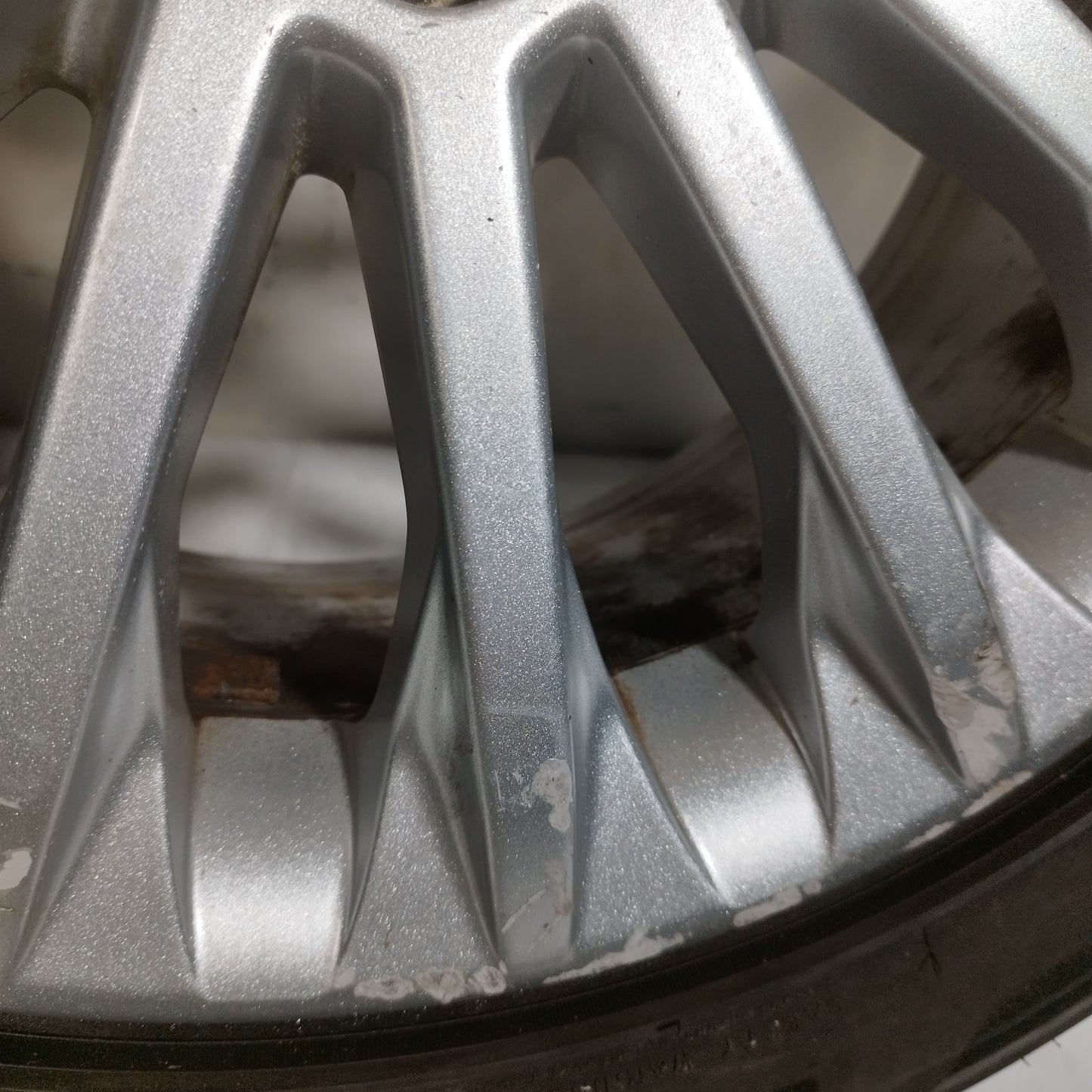 Cerchi in lega con gomme Ford C-Max 2010-2019 ecoAC15358