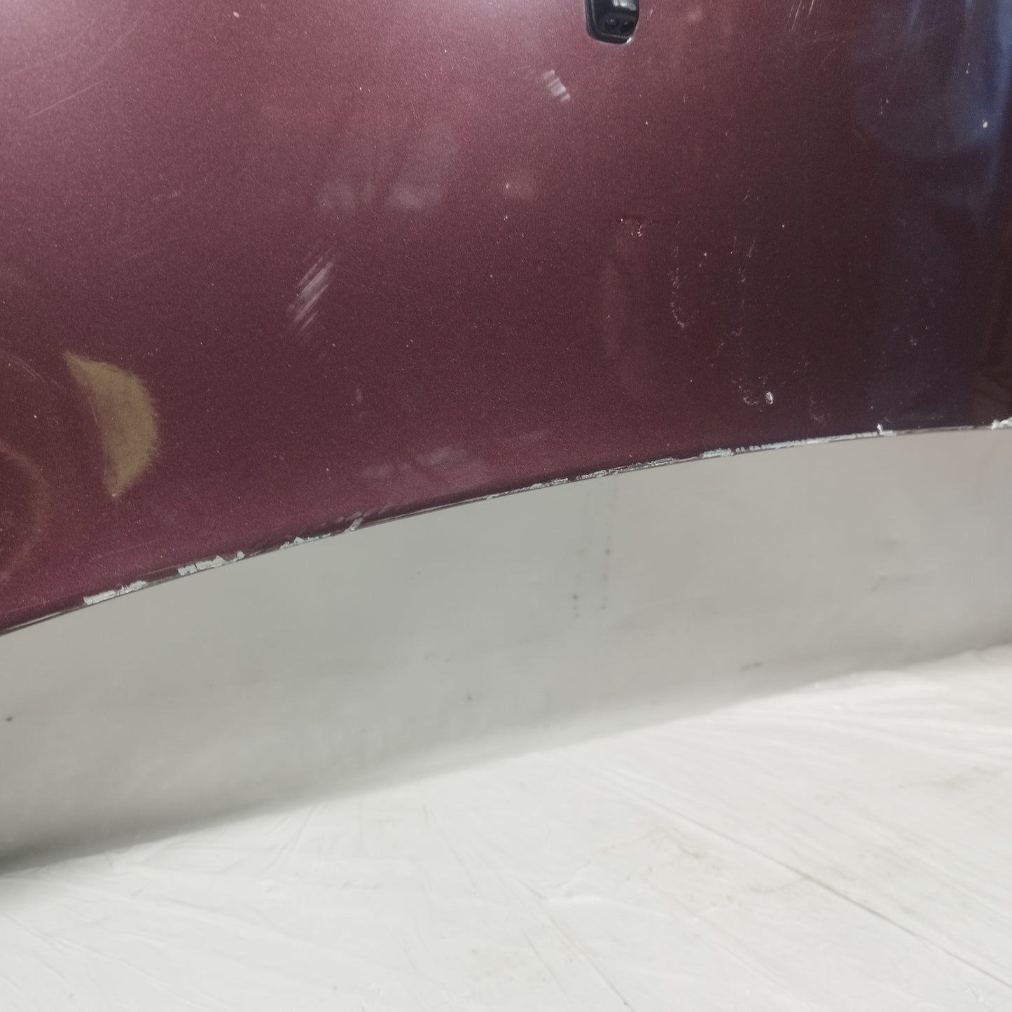 Ford Fiesta 2012 ecoAC12103 Burgunderrote Motorhaube