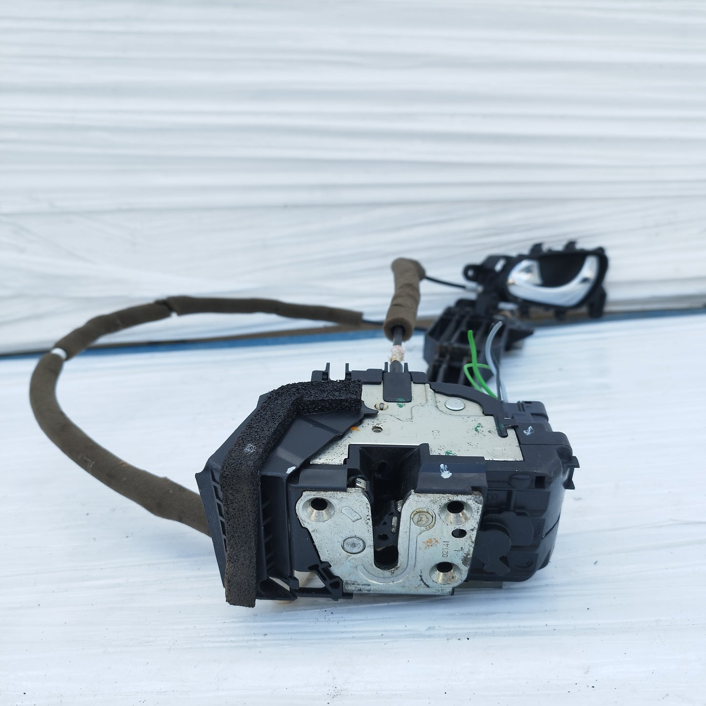 Serratura anteriore sx Nissan Qashqai 2015 6 pin ecoAC15835