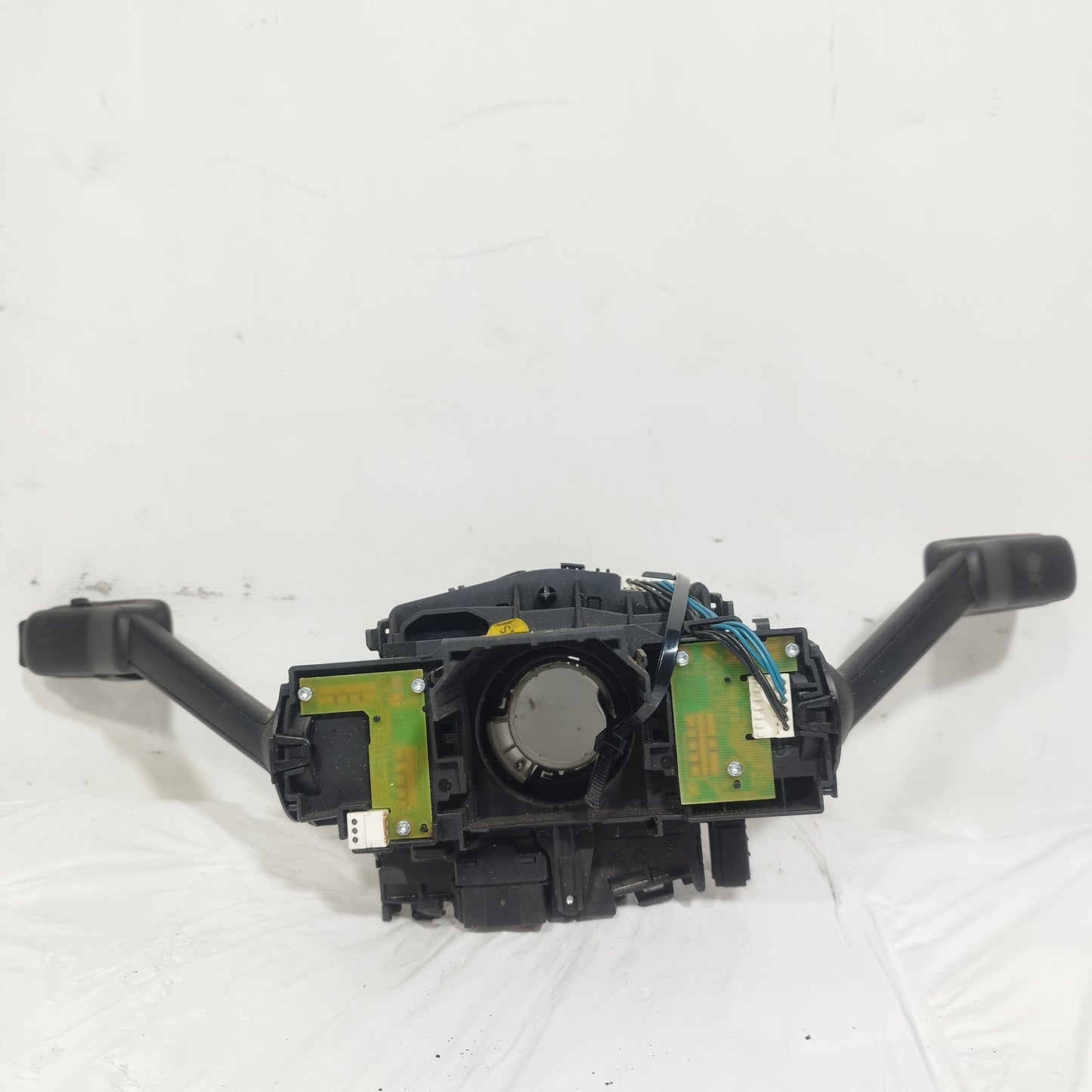 Devioluci Volkswagen Golf 7 2016 cod: 5q0953507ab ecoAC14589