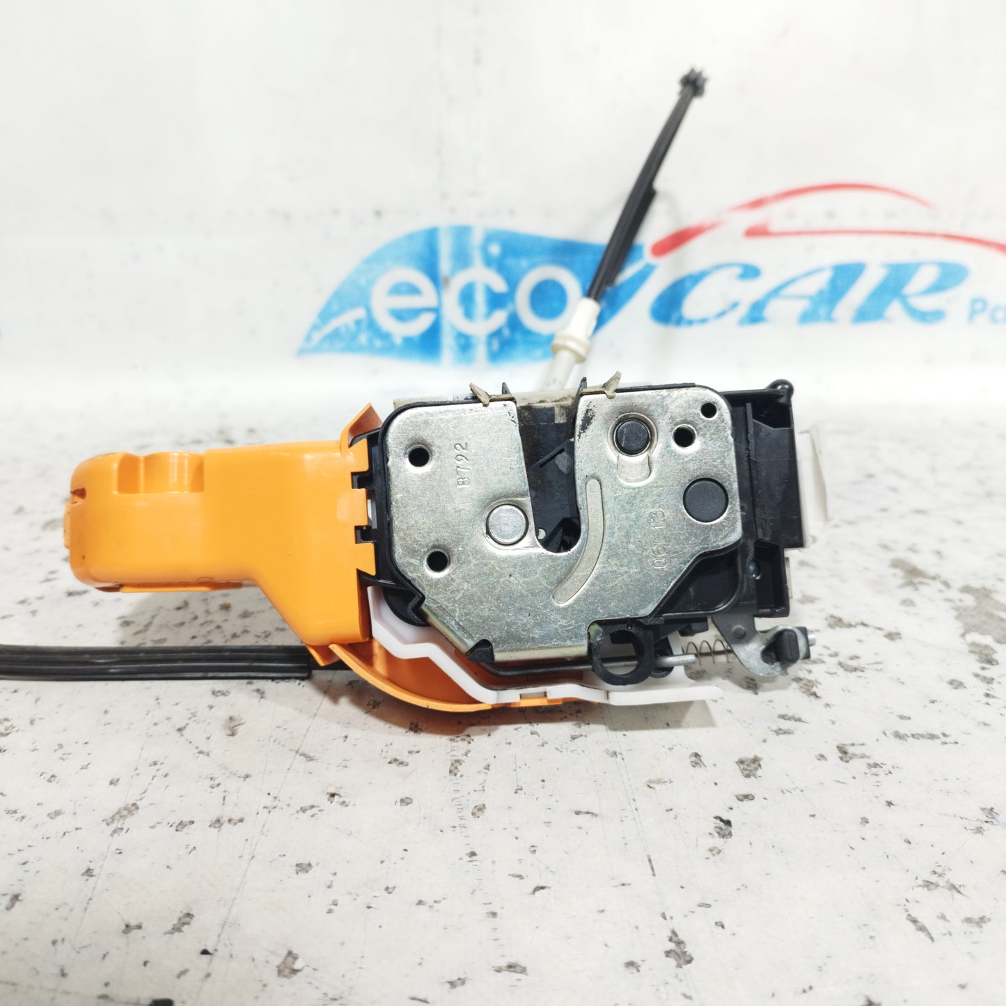 Front left lock Ford Ka 2014 5 pin code: 51912428 ecoAC9425