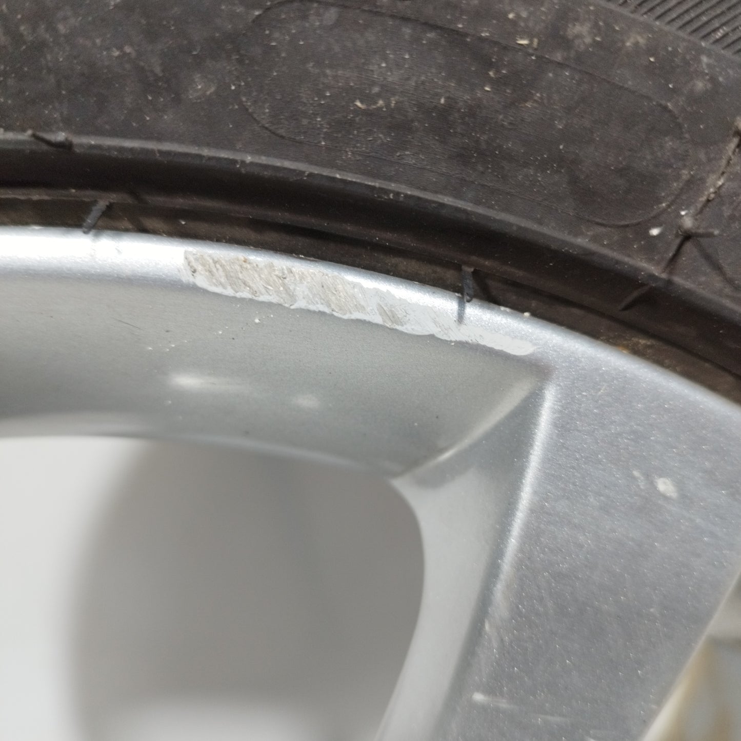 Alloy Wheels with Tires Alfa Romeo Giulietta 2015 ecoAC11608