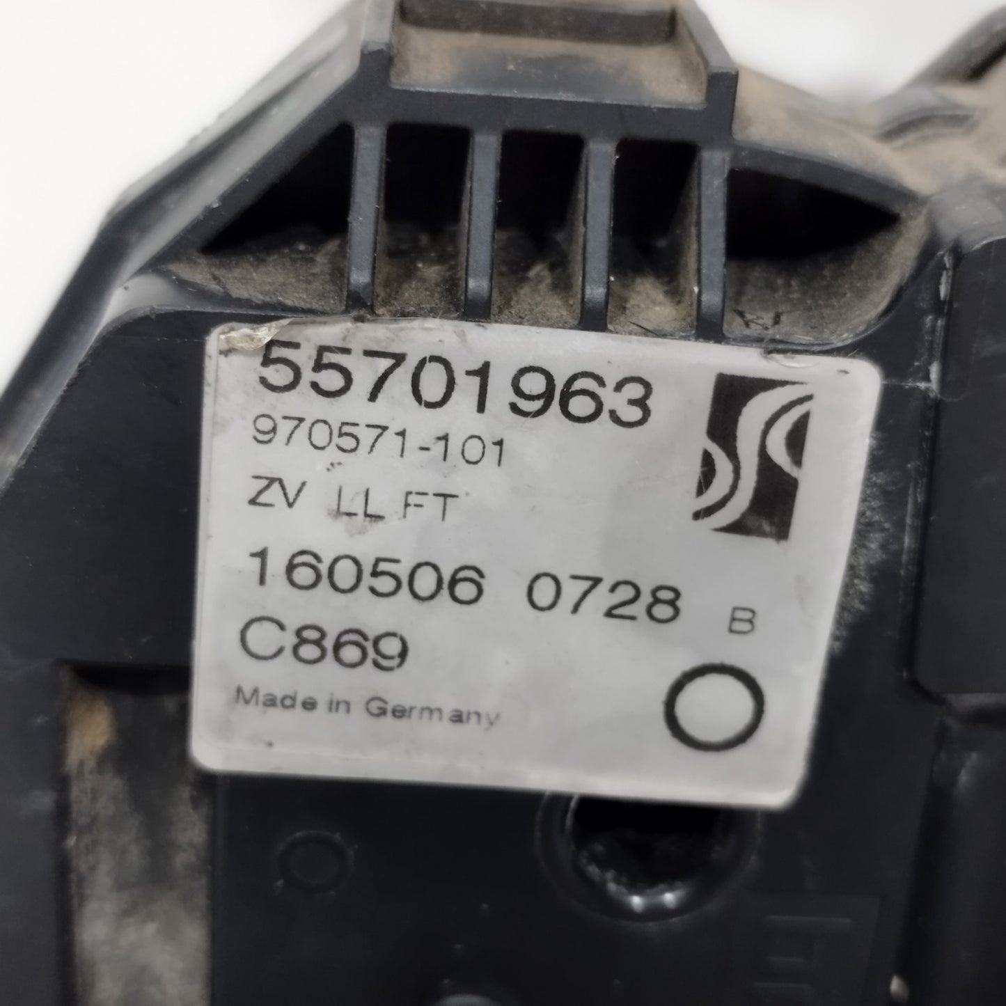 Türschloss vorne links Fiat Grande Punto 2008 Code: 55701963 ecoAC12626