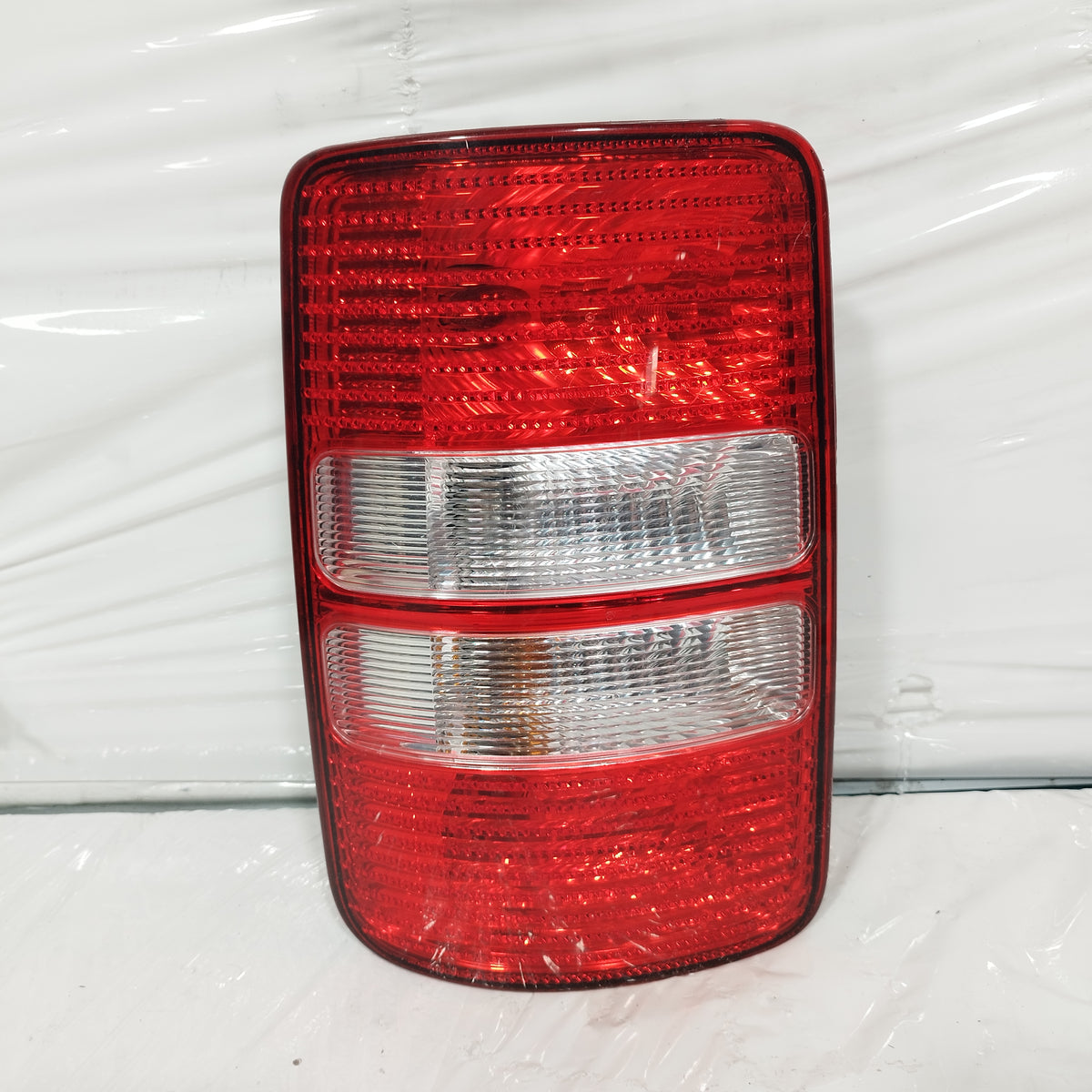 Fanale posteriore sx Volkswagen Caddy III 2010-2015 ecoAC17456