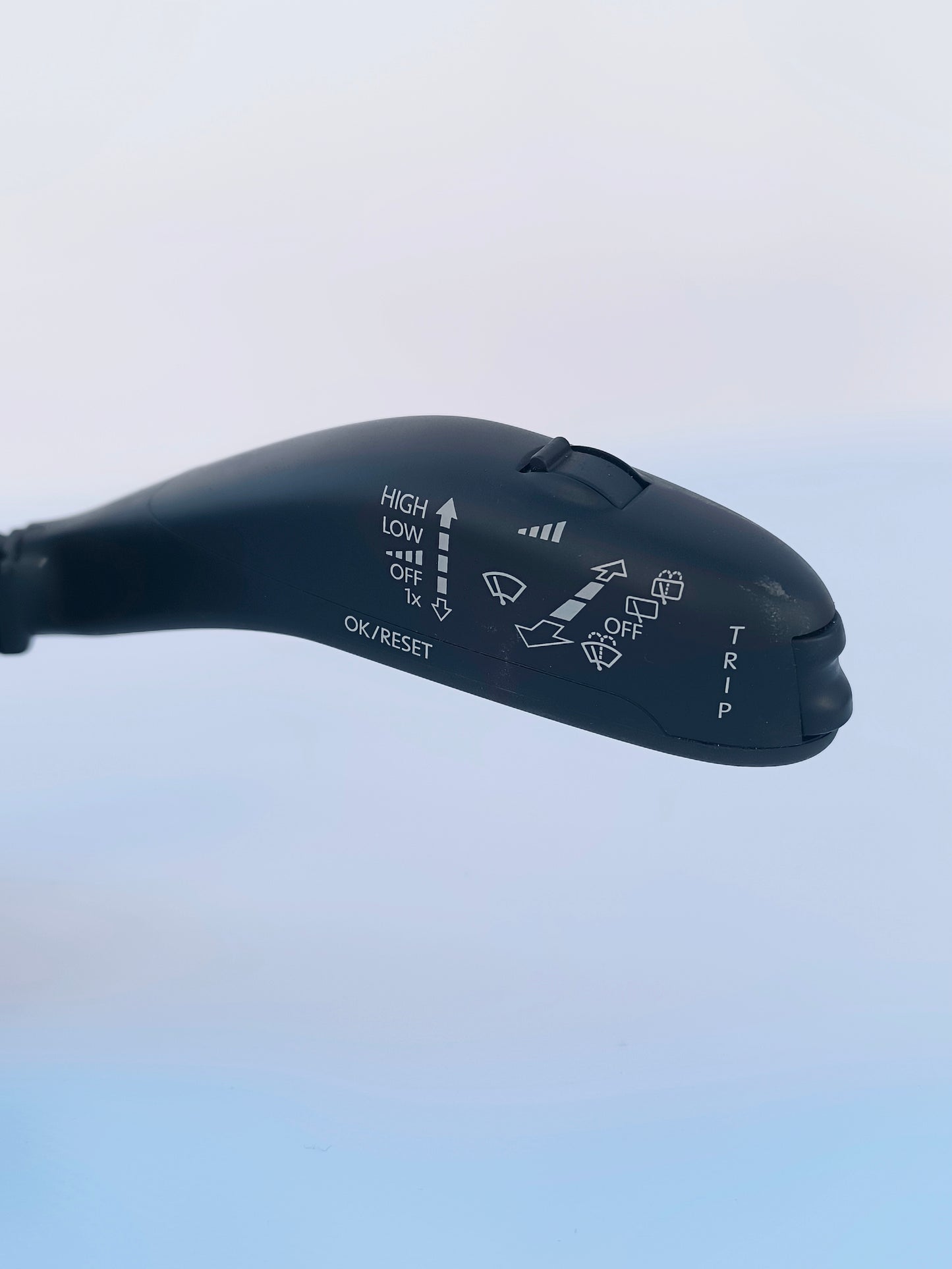 Volkswagen Polo 2010 headlight switch code 6q0953503ee ecoAG6393