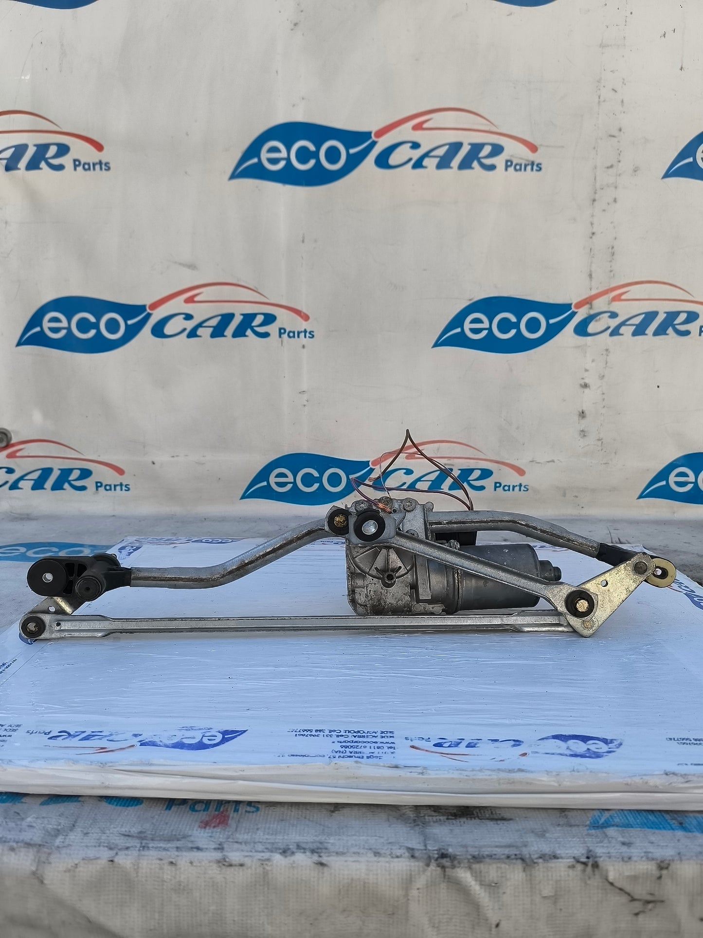 Front windshield wiper motor Audi A4 B8 code: 8k1955119a ecoAG5896