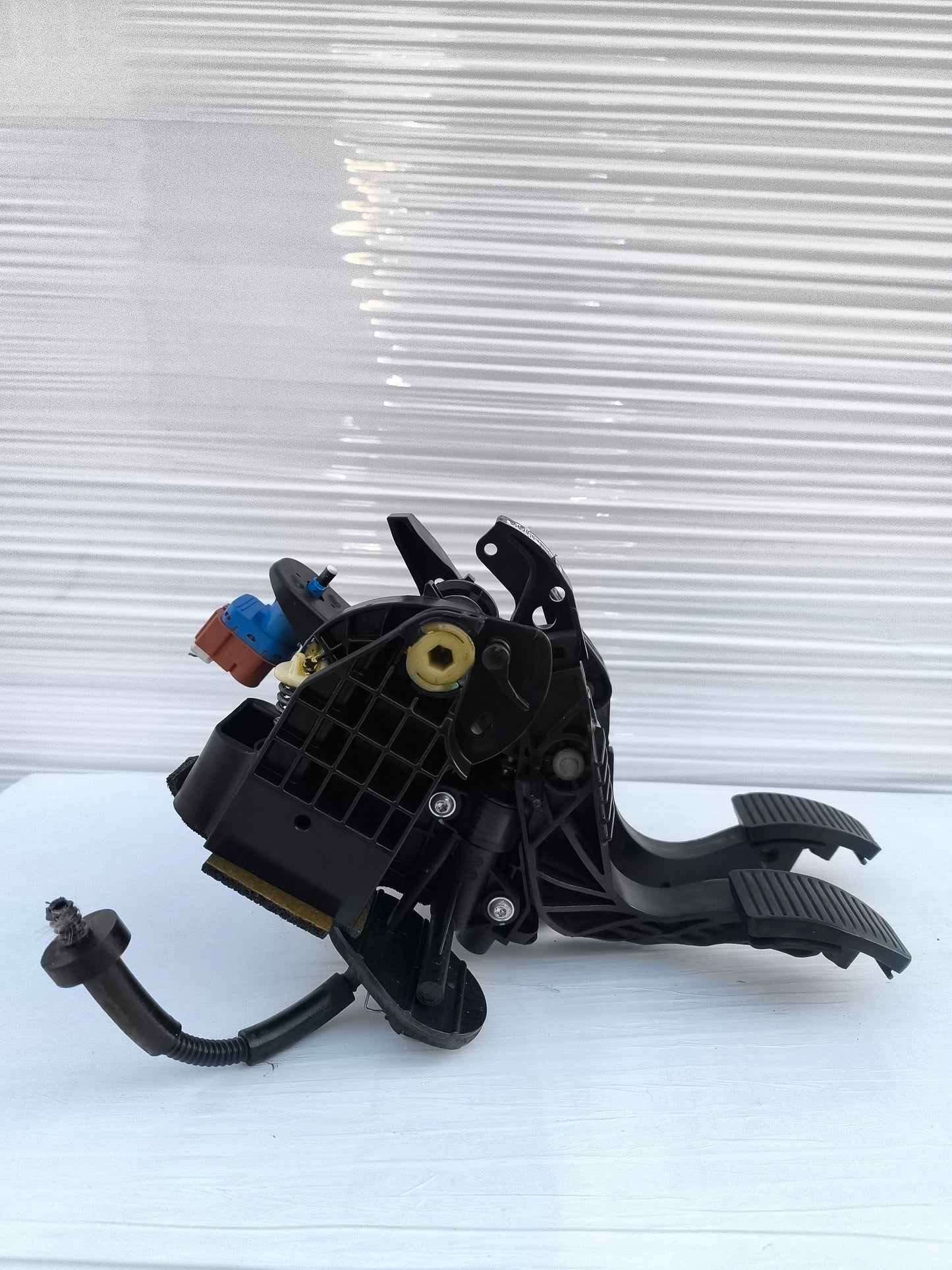 Pedaliera Freno / Frizione Fiat Tipo anno 2016 1.3 / 1.6 Multijet Cod: 2583561045 ecoAG7824