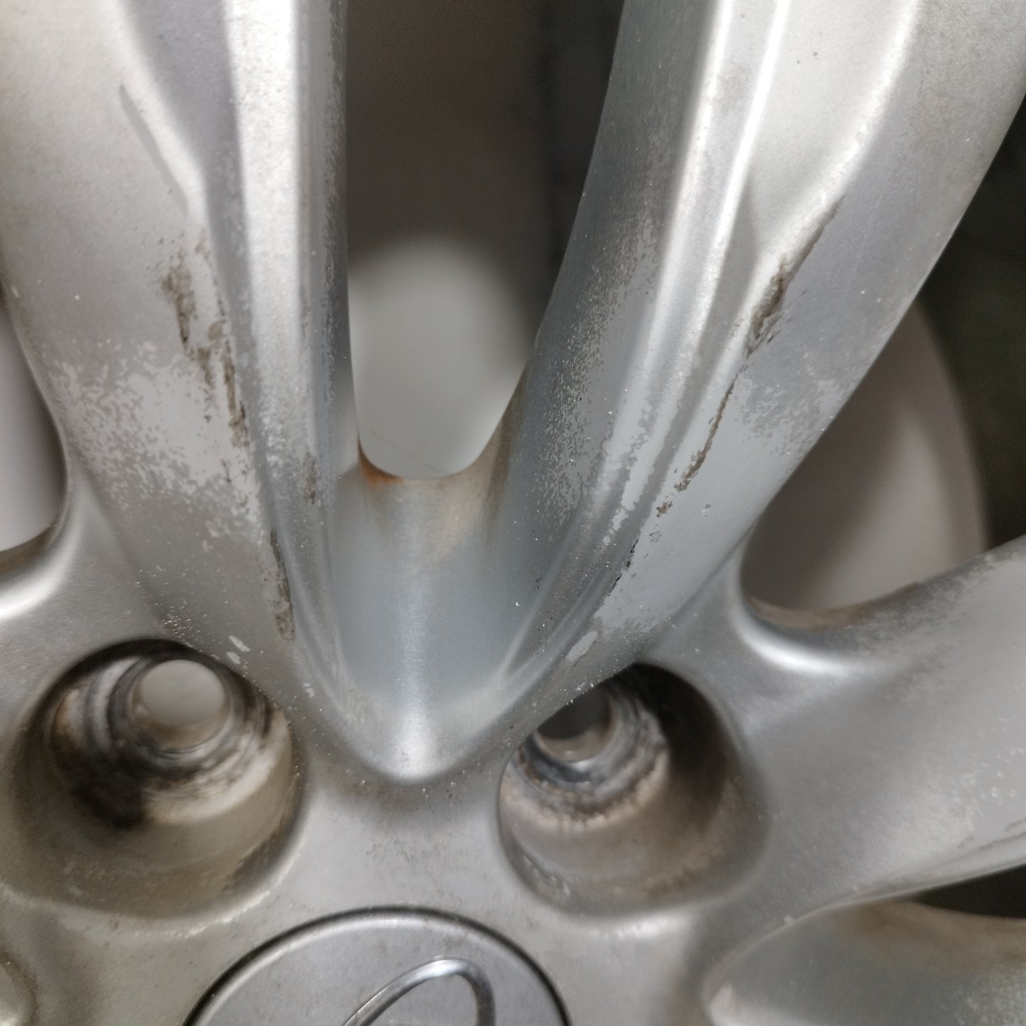 Alloy Wheels with Tires Kia Sorento 2012 ecoAC11656