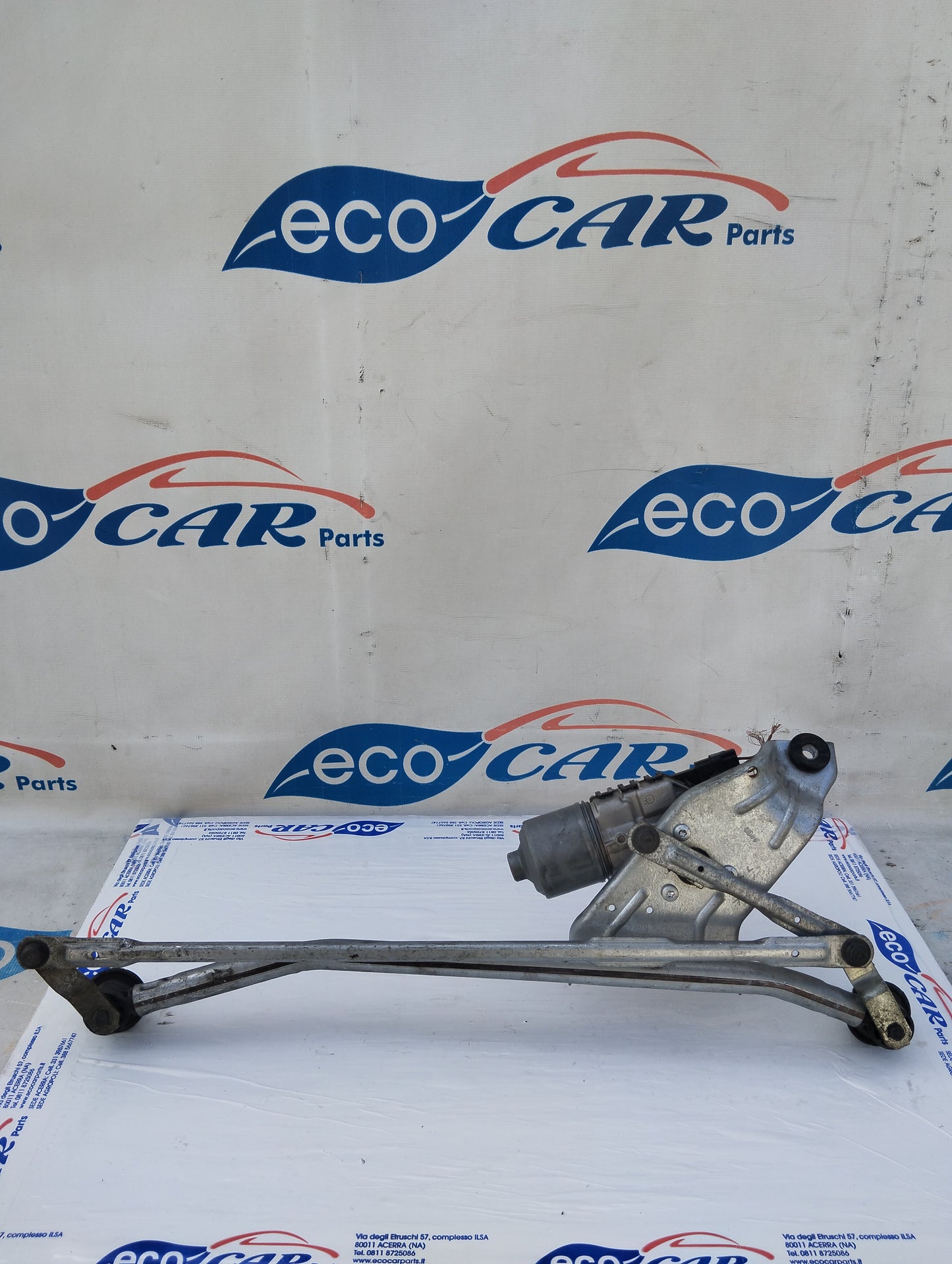 Front windshield wiper motor Dacia Duster / Sandero 2009 code: 0390241544 ecoAG5638