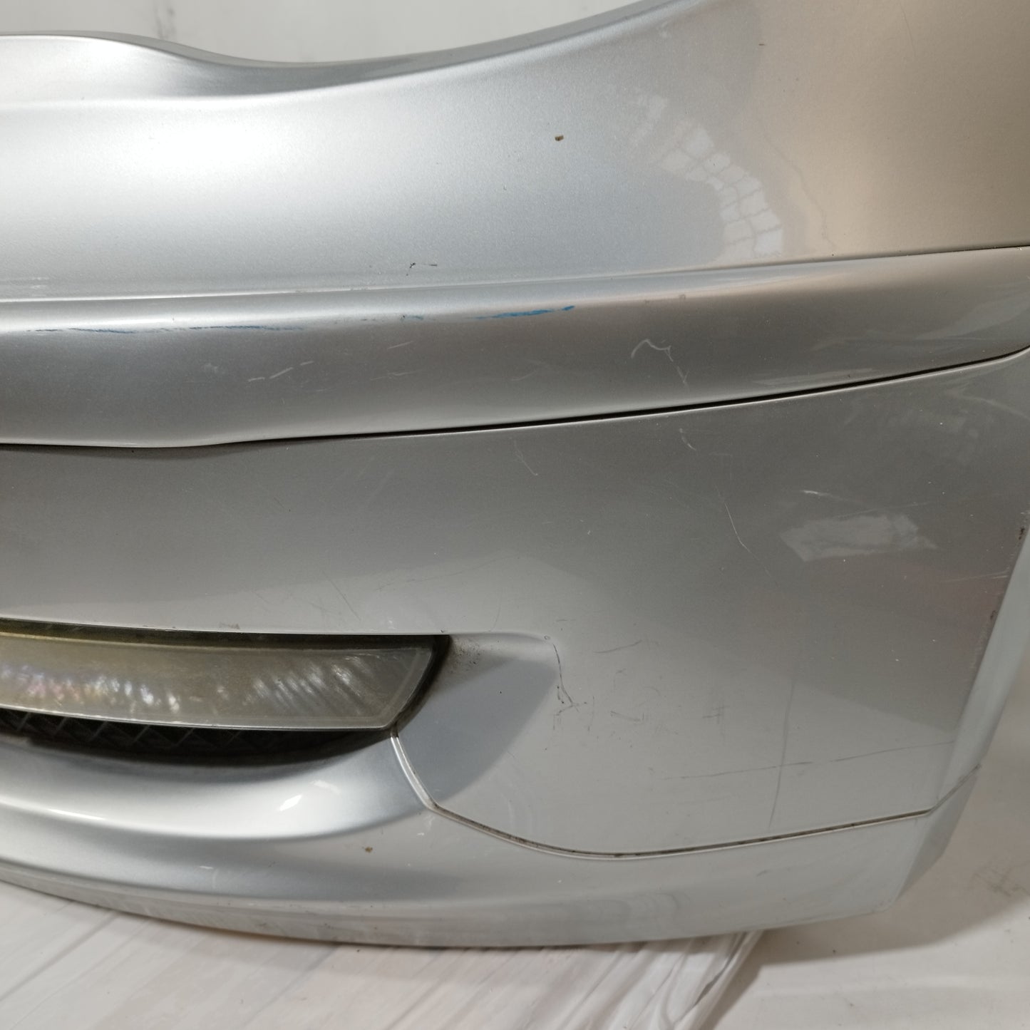 Paraurti anteriore grigio Bmw serie 1 E87 2008 ecoAC13591