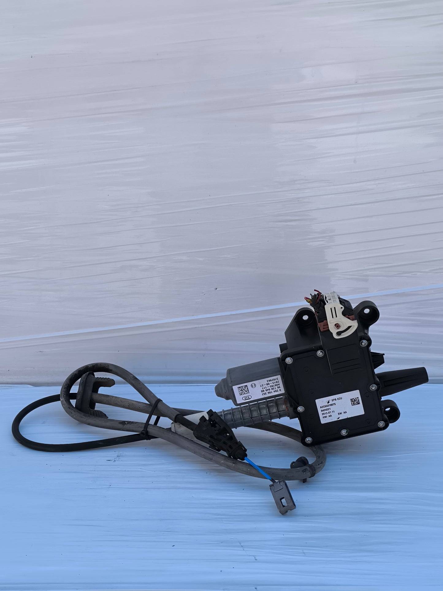 Freno a mano elettrico Peugeot 3008 anno 2011 cod: A2C53379975 ecoAG8322