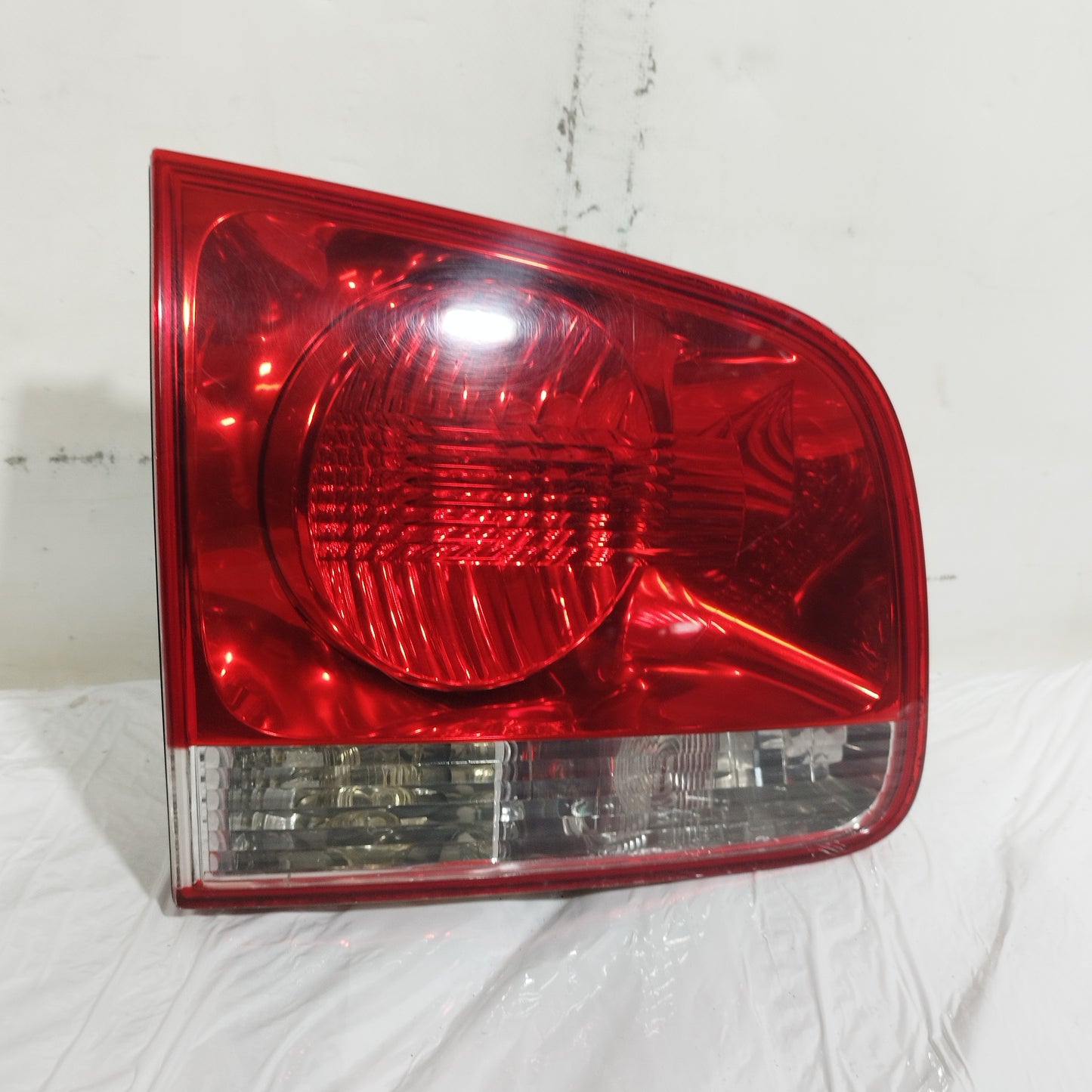 Fanale posteriore interno sx Volkswagen Touareg I (7L) 2003-2007 cod: 7L6945093H ecoAC15239