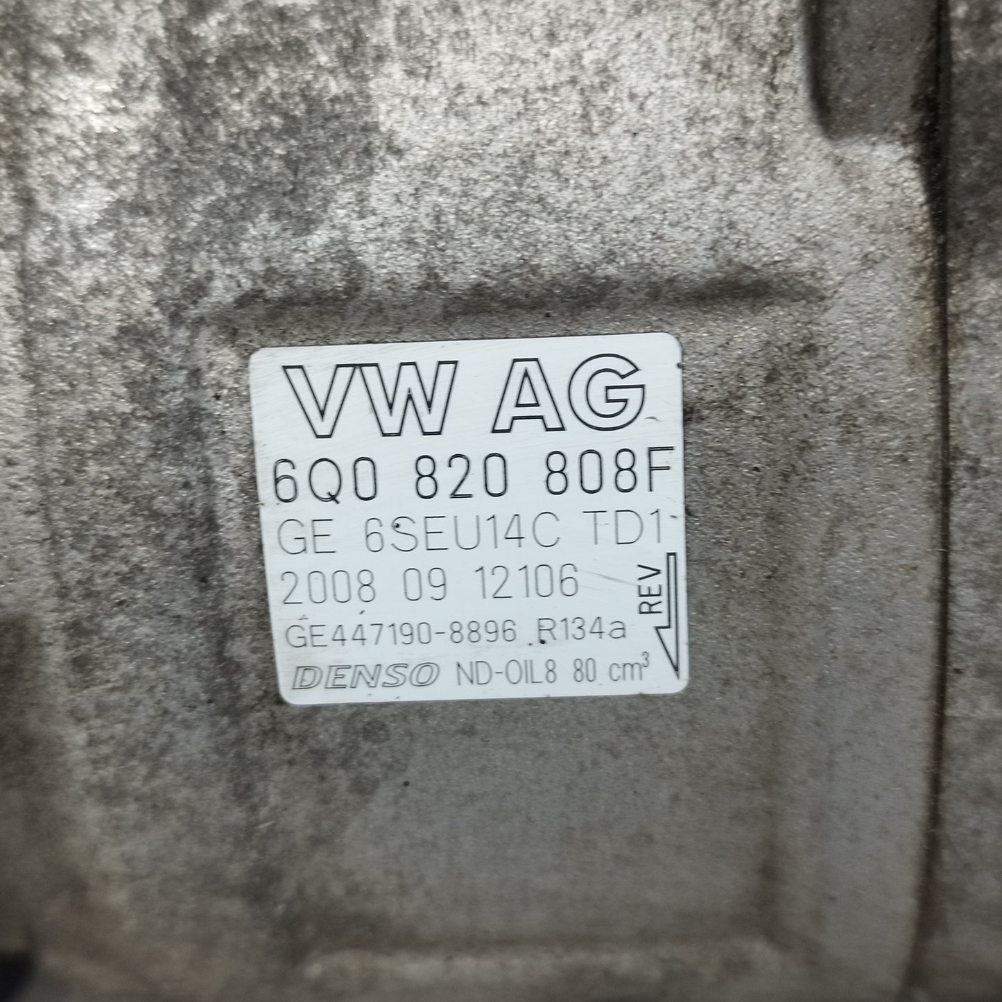 Compressore a / c Volkswagen Polo (9N) 1.4 B 2001-2014 cod: 6Q0820808F ecoAC16258