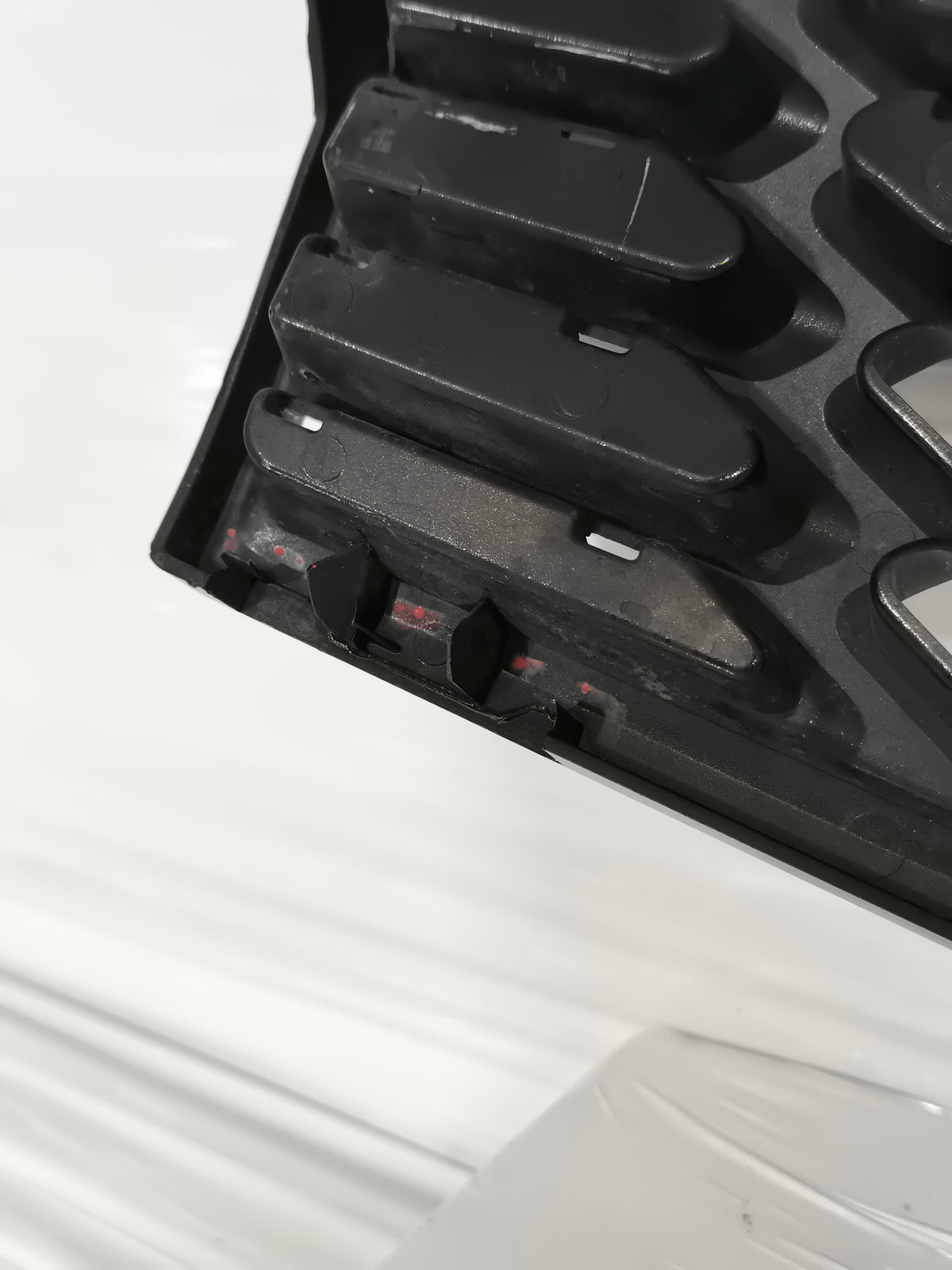 Mascherina anteriore Nissan Qashqai (J10) 2010-2013 Resyling cod: A0455283 ecoAG9774