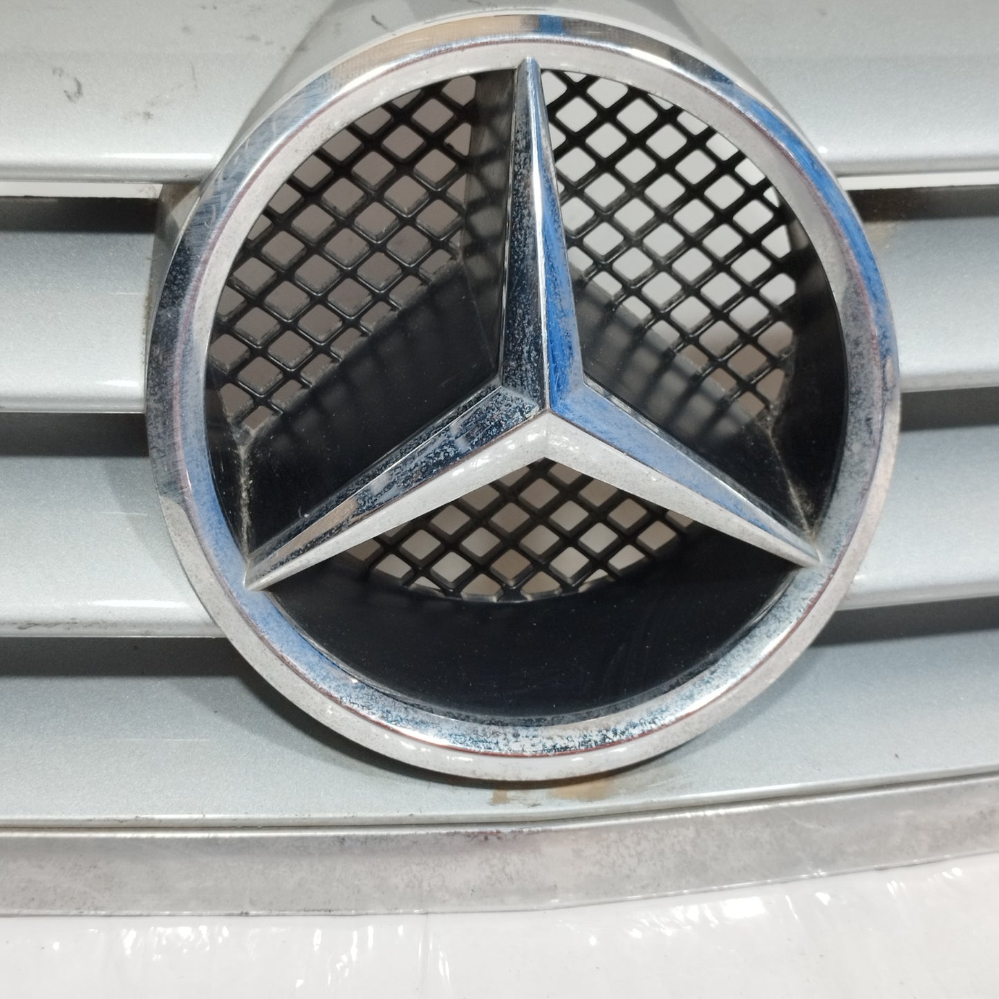 Mascherina centrale Mercedes Classe C Sport Coupè cod: A2038800383 2002 ecoAC12959