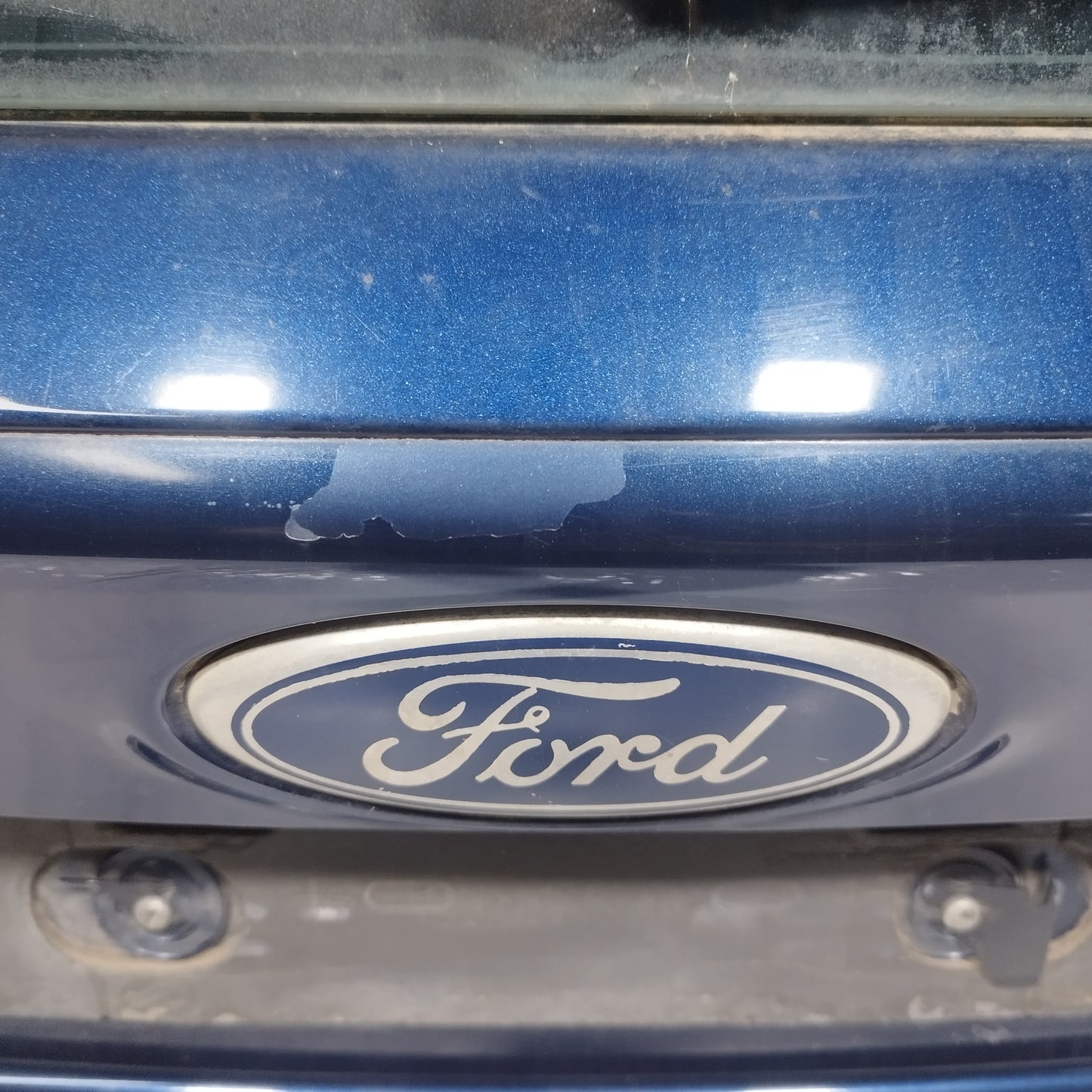 Ford Focus 2011 EcoAC12615 Blue Tailgate