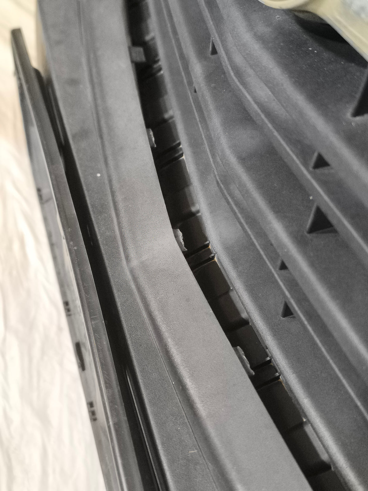 Paraurti anteriore nero plastica Opel Combo D anno 2012-2018  ecoAG9946