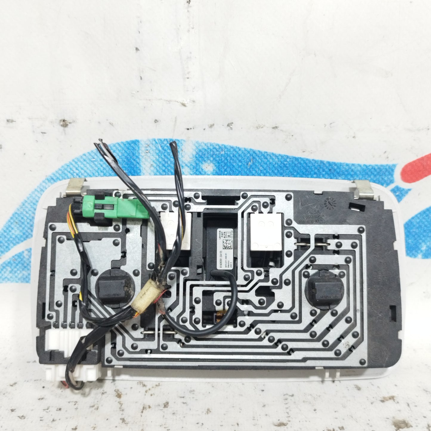 Courtesy light Fiat 500L 2013 Code: 51926261 ecoAC9315