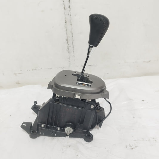 Leva cambio automatico Toyota Yaris II (XP90 / P9) 2005-2011 cod: 89451-52020 ecoAC16467