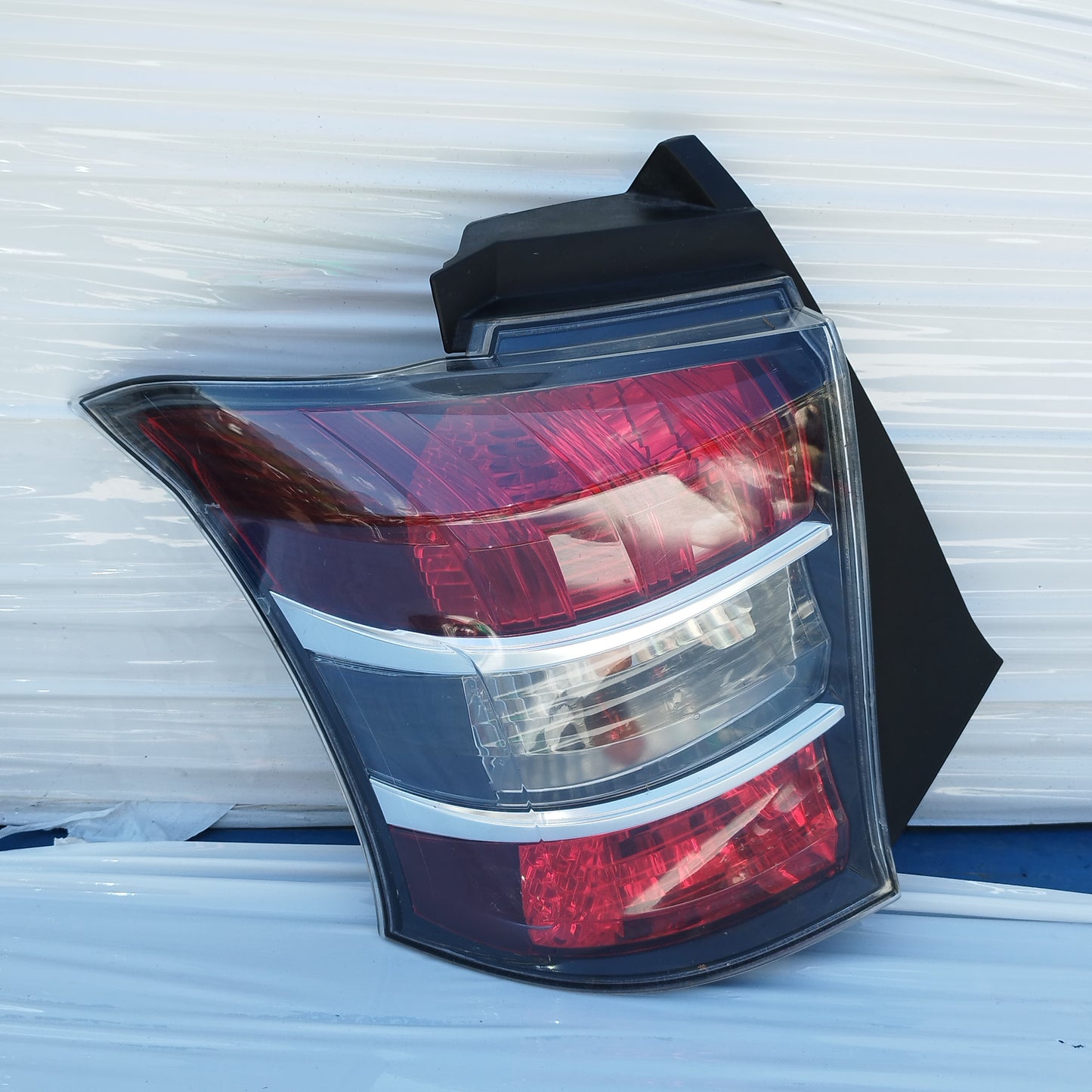 Fanale posteriore sx Toyota IQ 2009-2015 ecoDM183