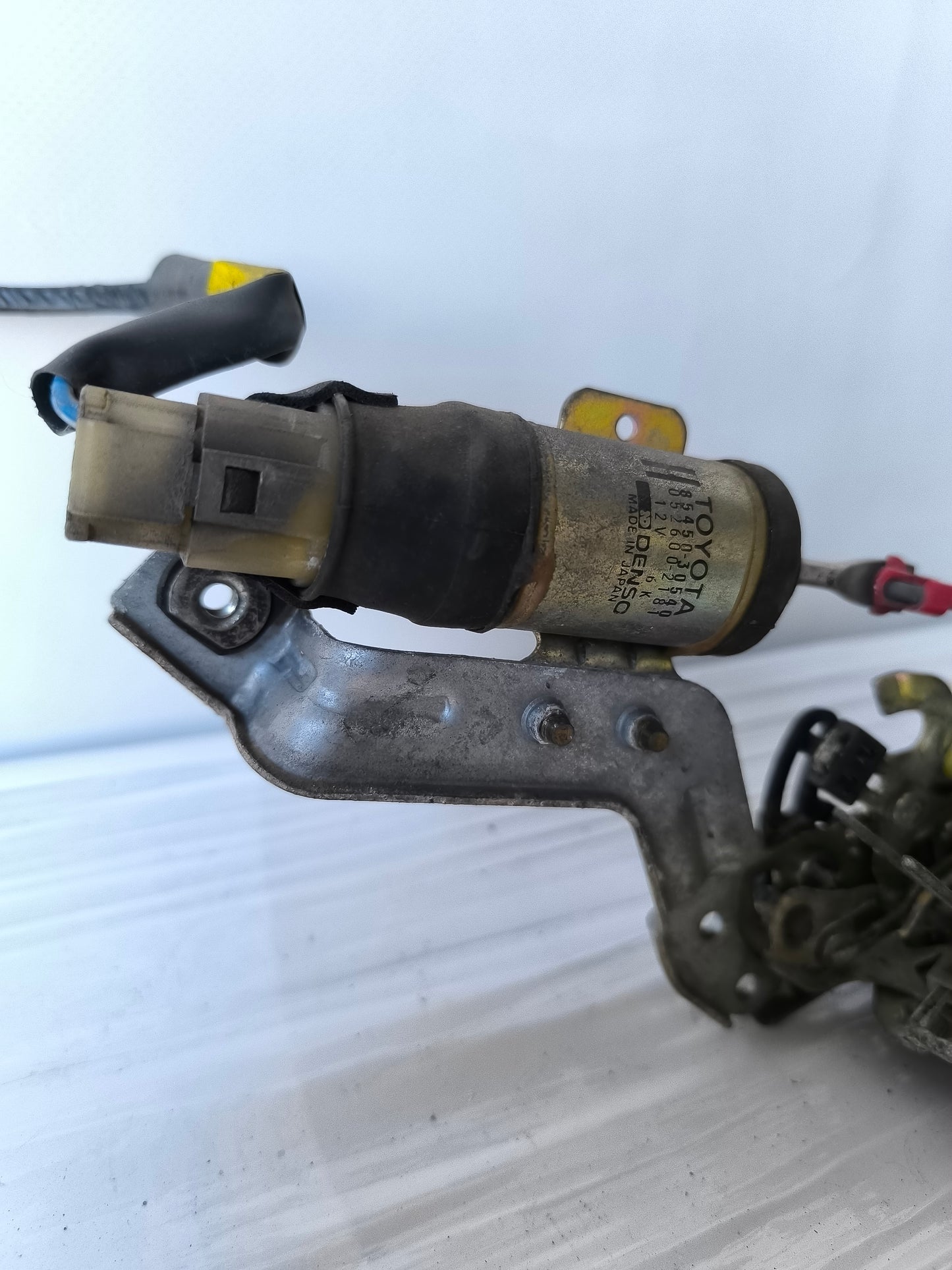 Serratura posteriore sx Toyota 4Runner 1995 ecoAG7330