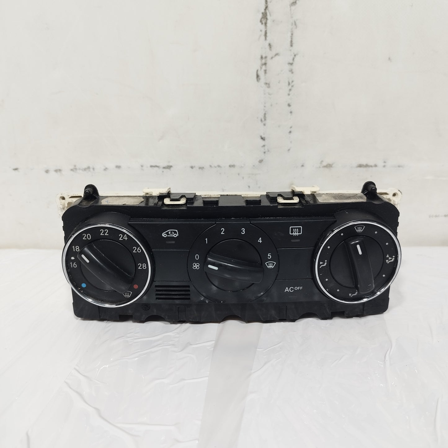 Pulsantiera a / c Mercedes Classe B W245 2004-2012 ecoAC16284
