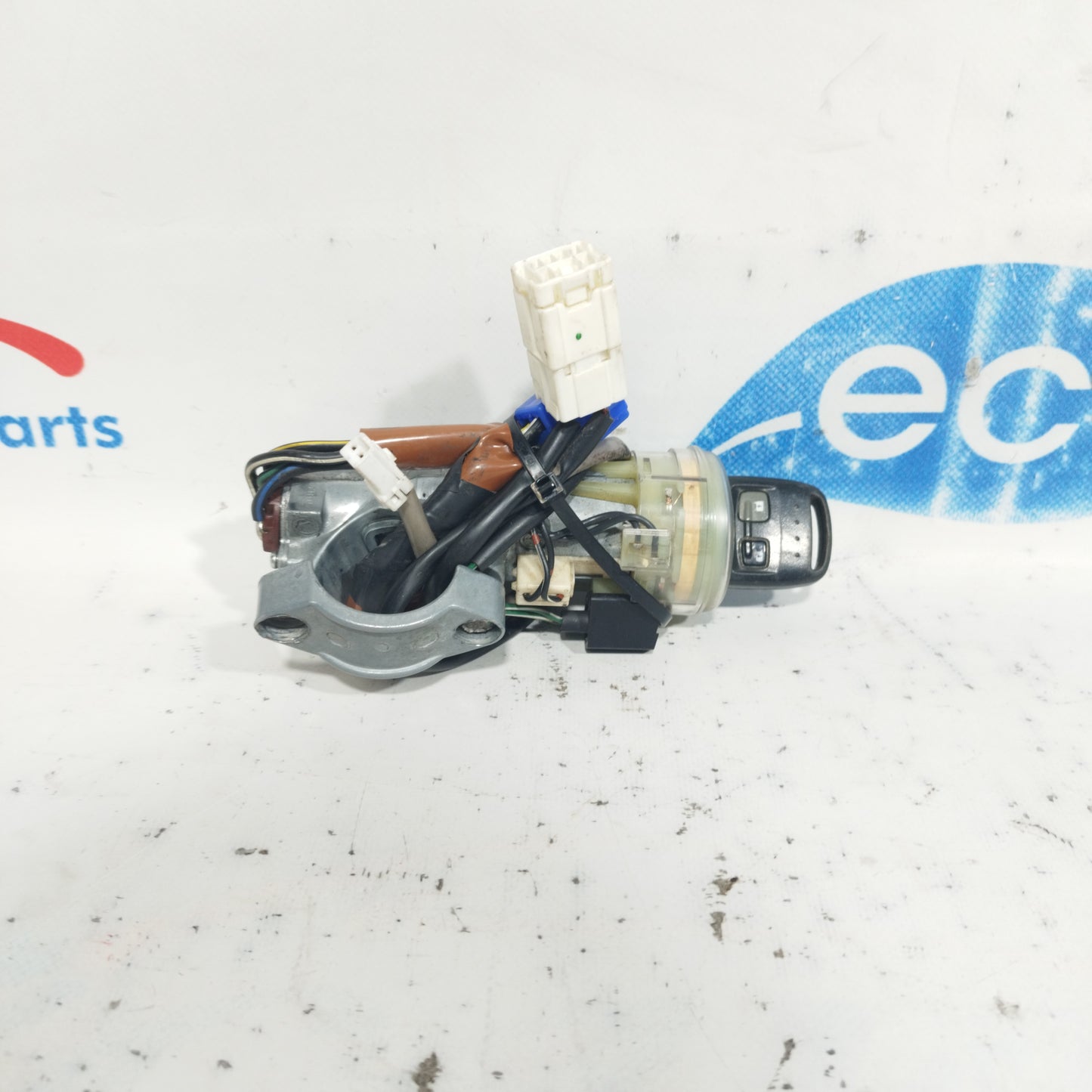 Ignition switch Subaru Impreza 1.5 B 2006 code: 882158A000 ecoAC8392