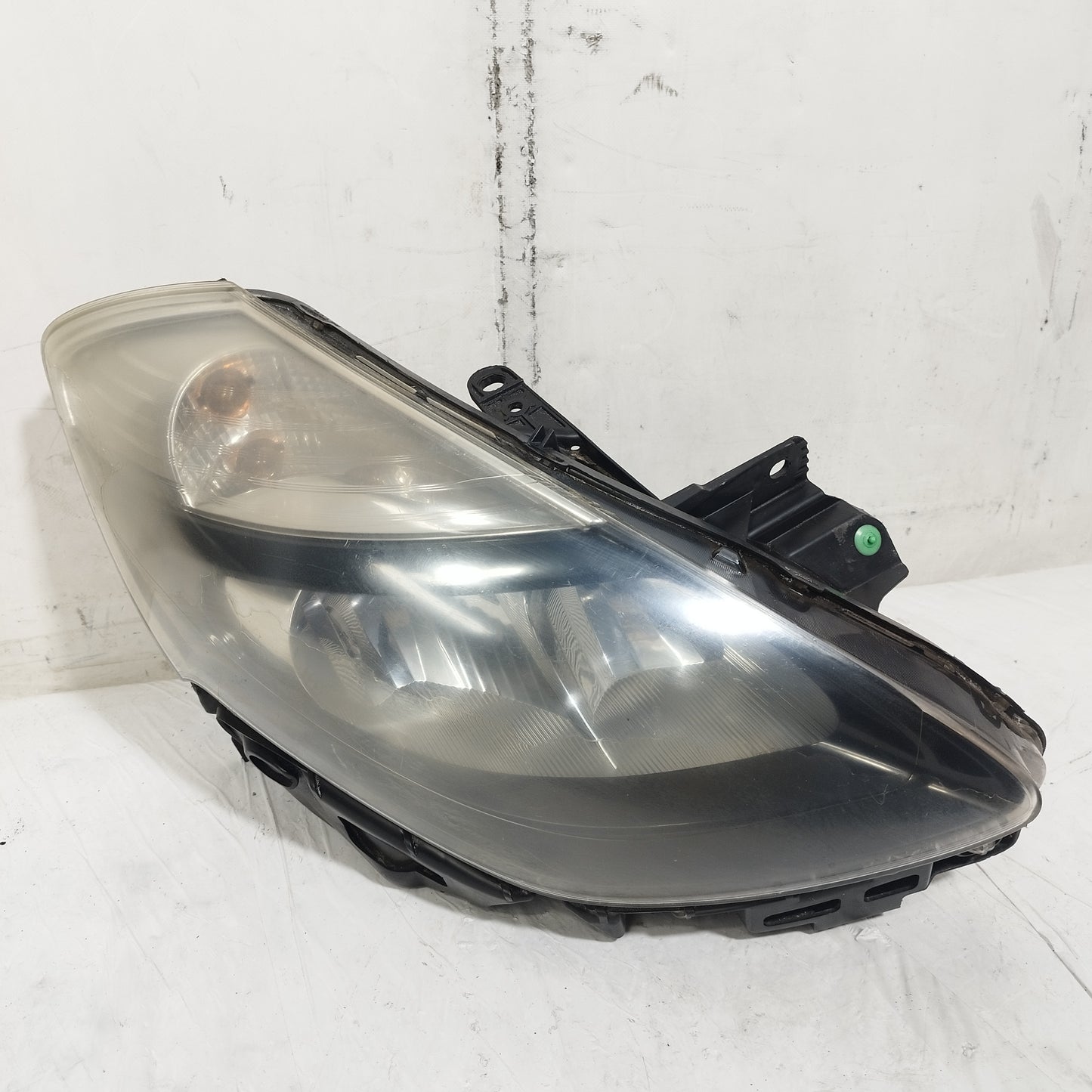 Fanale anteriore dx Renault Clio III (X85) 2009-2012 cod: 13330F/C ecoAC16605