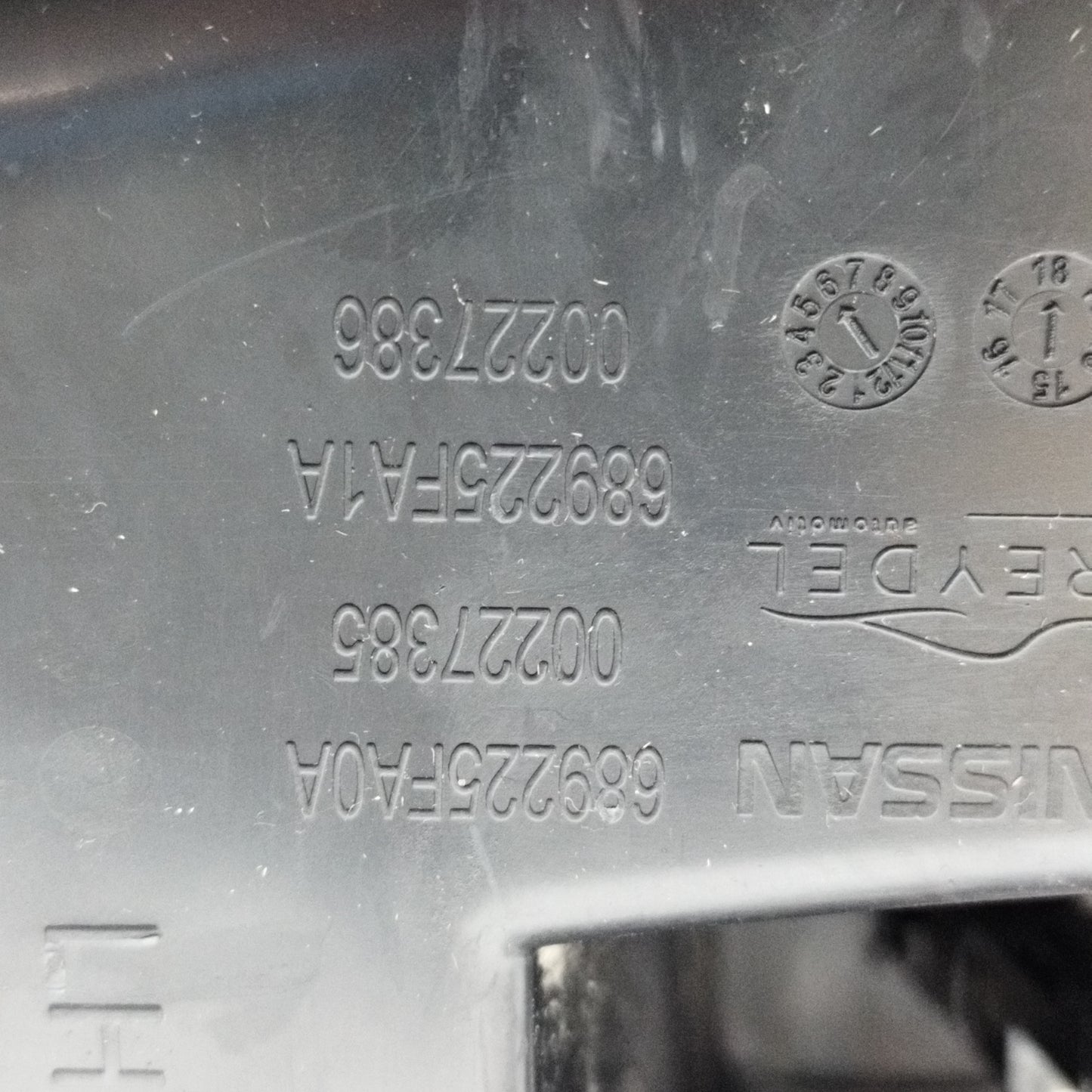 Rivestimento modanatura cruscotto centrale Nissan Micra K14 2017 Cod: 689225FA0A ecoAC11668