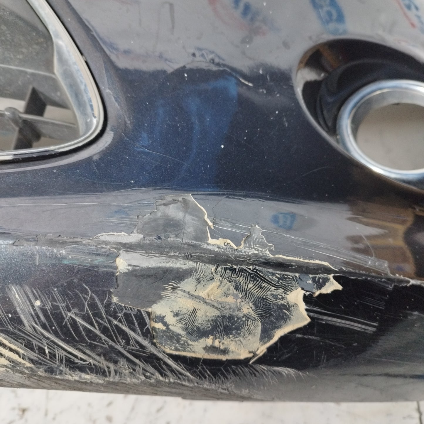 Paraurti anteriore grigio scuro Ford Fiesta 2011  ecoAC10398