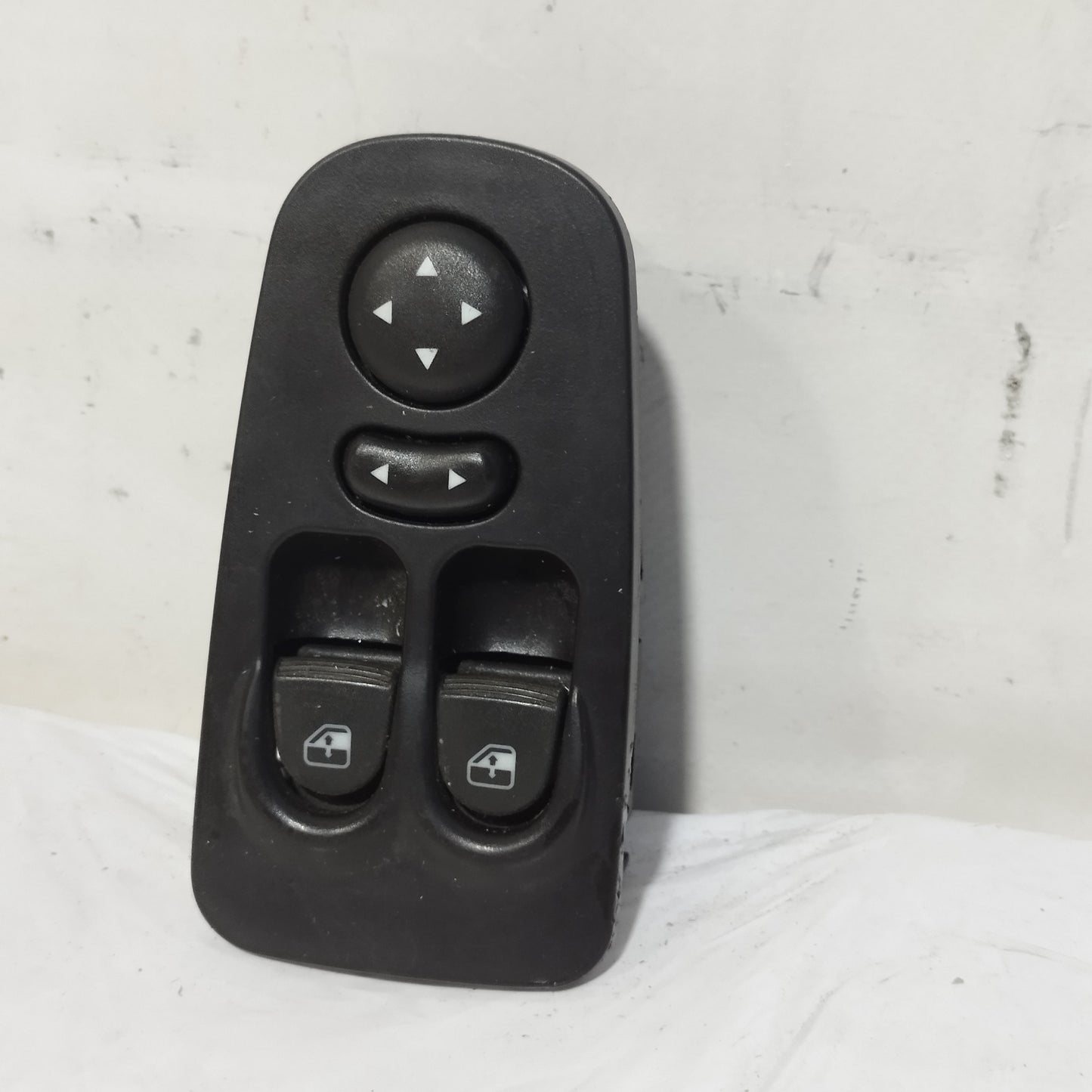 Pulsantiera alzacristalli anteriore sx Lancia Ypsilon (843) 2003-2011 ecoAC16406