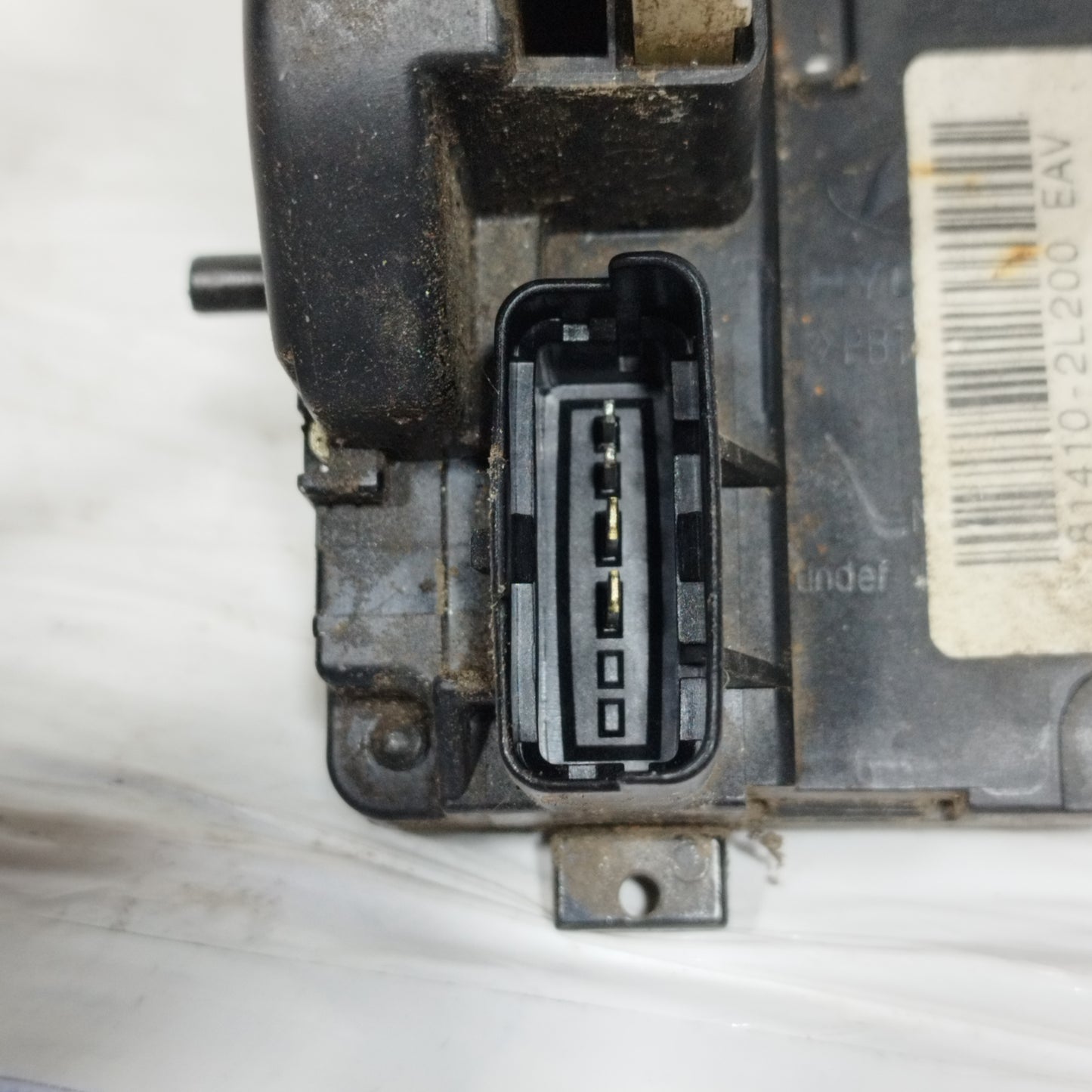 Serratura posteriore sx Hyundai I30 2010 Cod: 81410-2L200 ecoAC10775