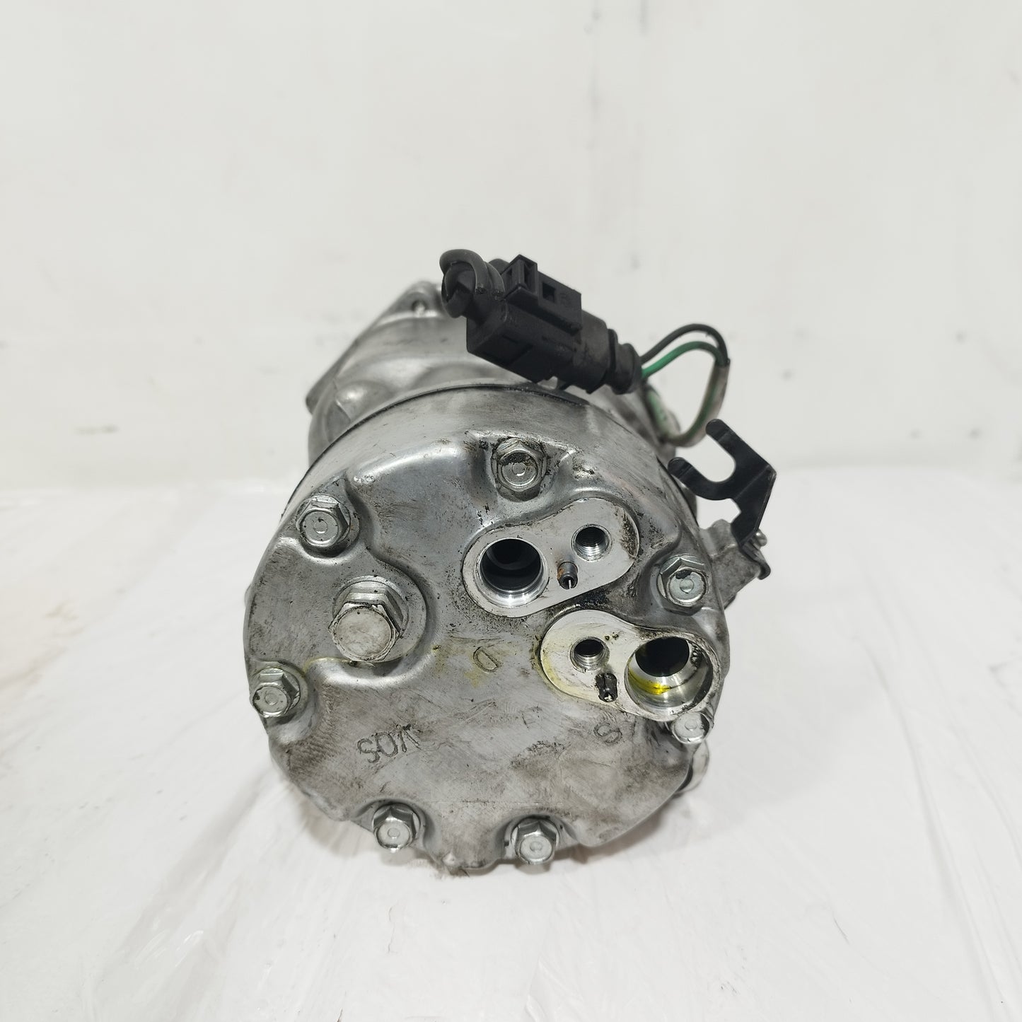 Compressore a / c Volkswagen Golf 4 1.9 TDI 1997-2004 cod: 890761 / 912575 ecoAC15557
