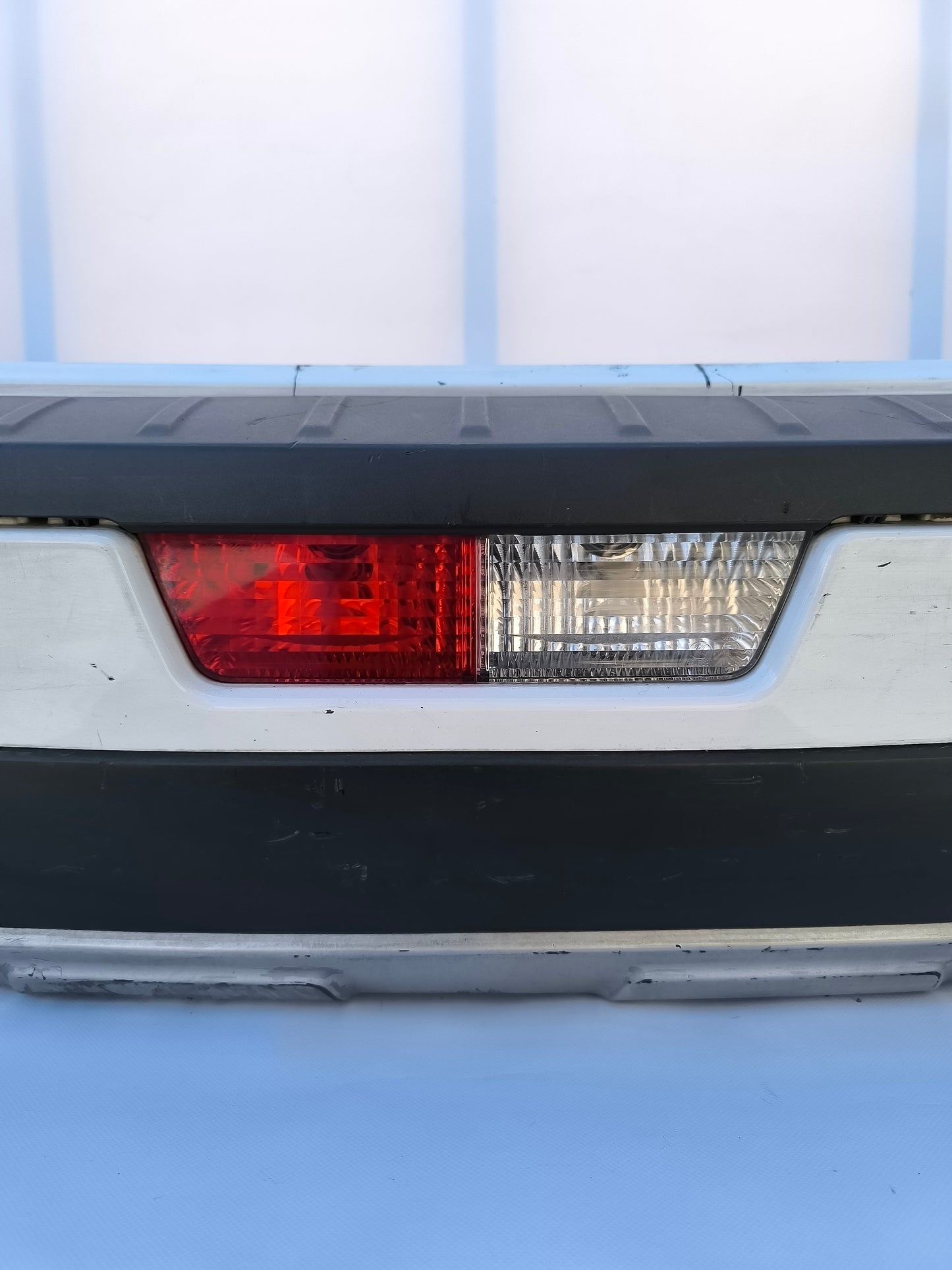 White Rear Bumper Chevrolet Orlando Year 2015 ecoAG6471