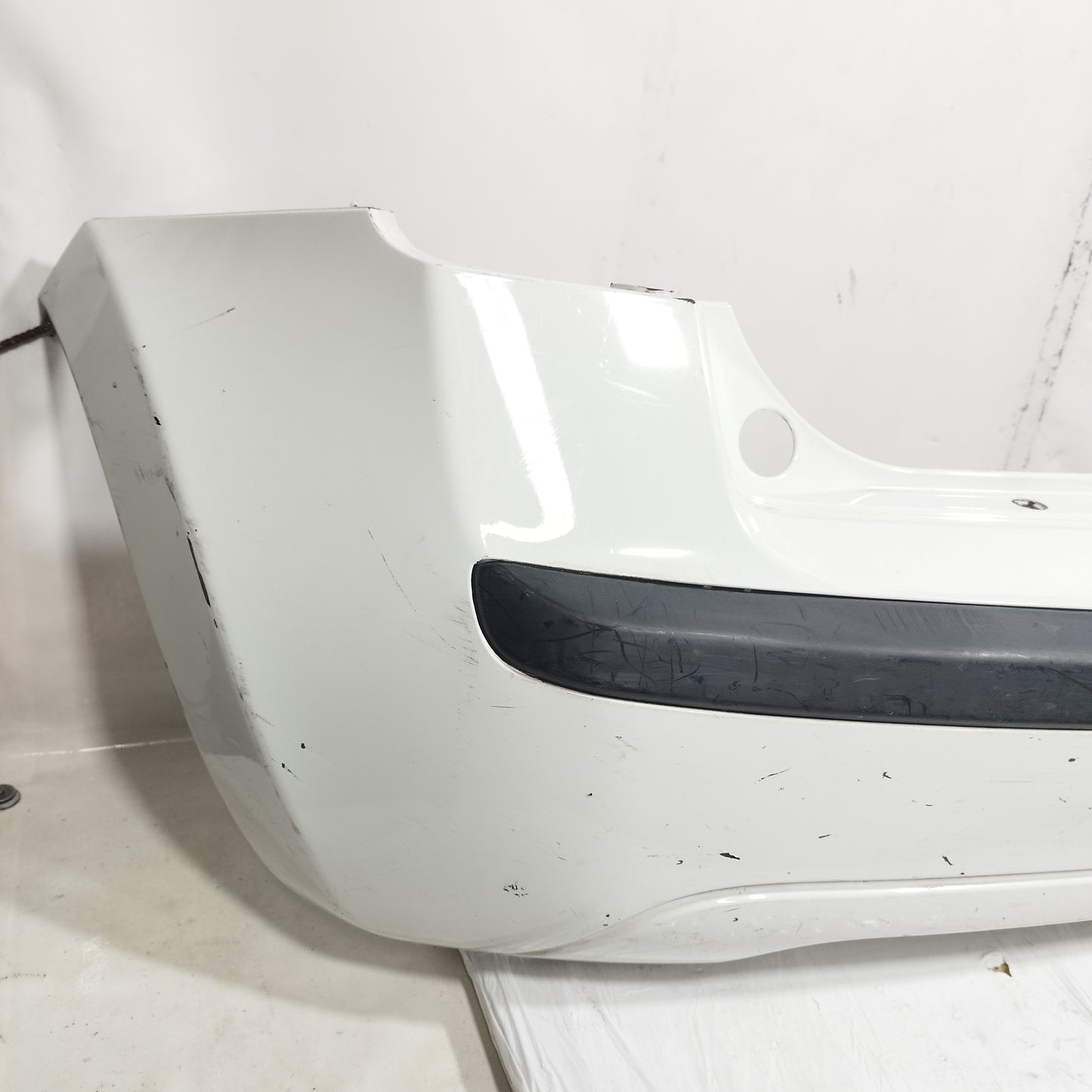 Paraurti posteriore bianco Fiat Idea 2006-2012 ecoAC15489