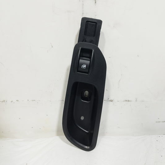 Pulsantiera posteriore dx Fiat Tipo 2017 cod: 735662071 ecoAC14831