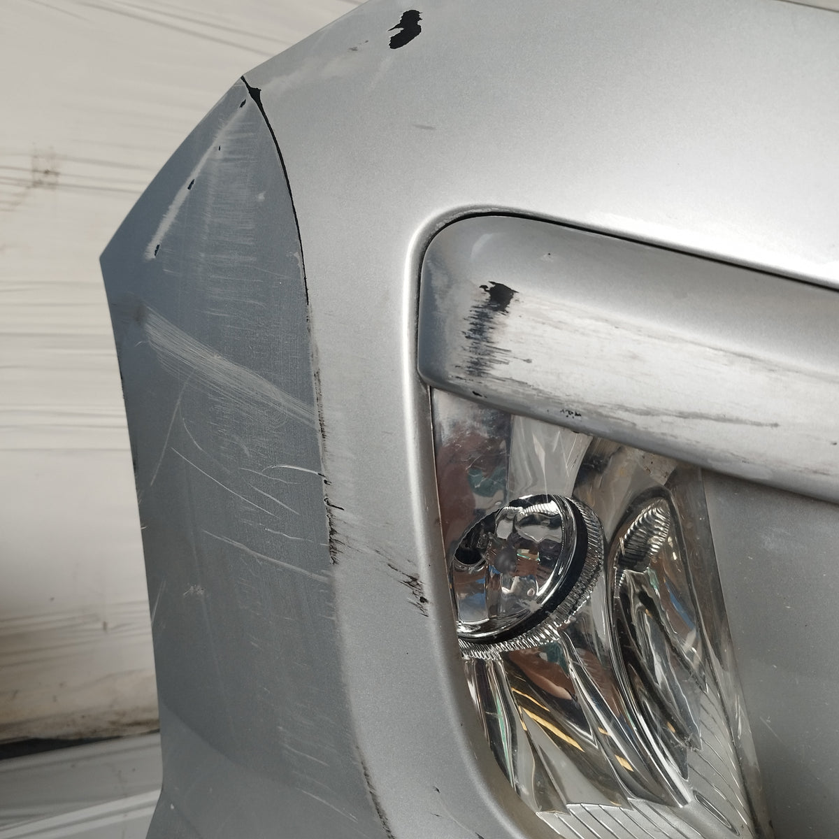 Paraurti anteriore grigio Peugeot 308 2009 ecoAC17606