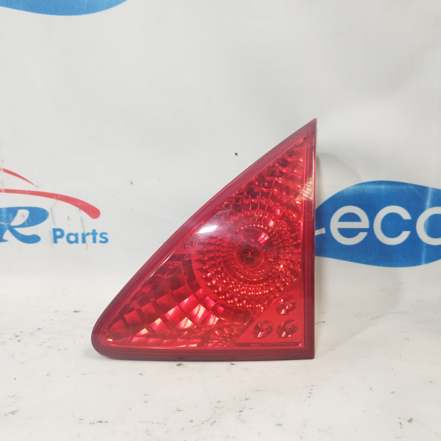 Peugeot 3008 2011 ecoAC9624 rechte Rückleuchte