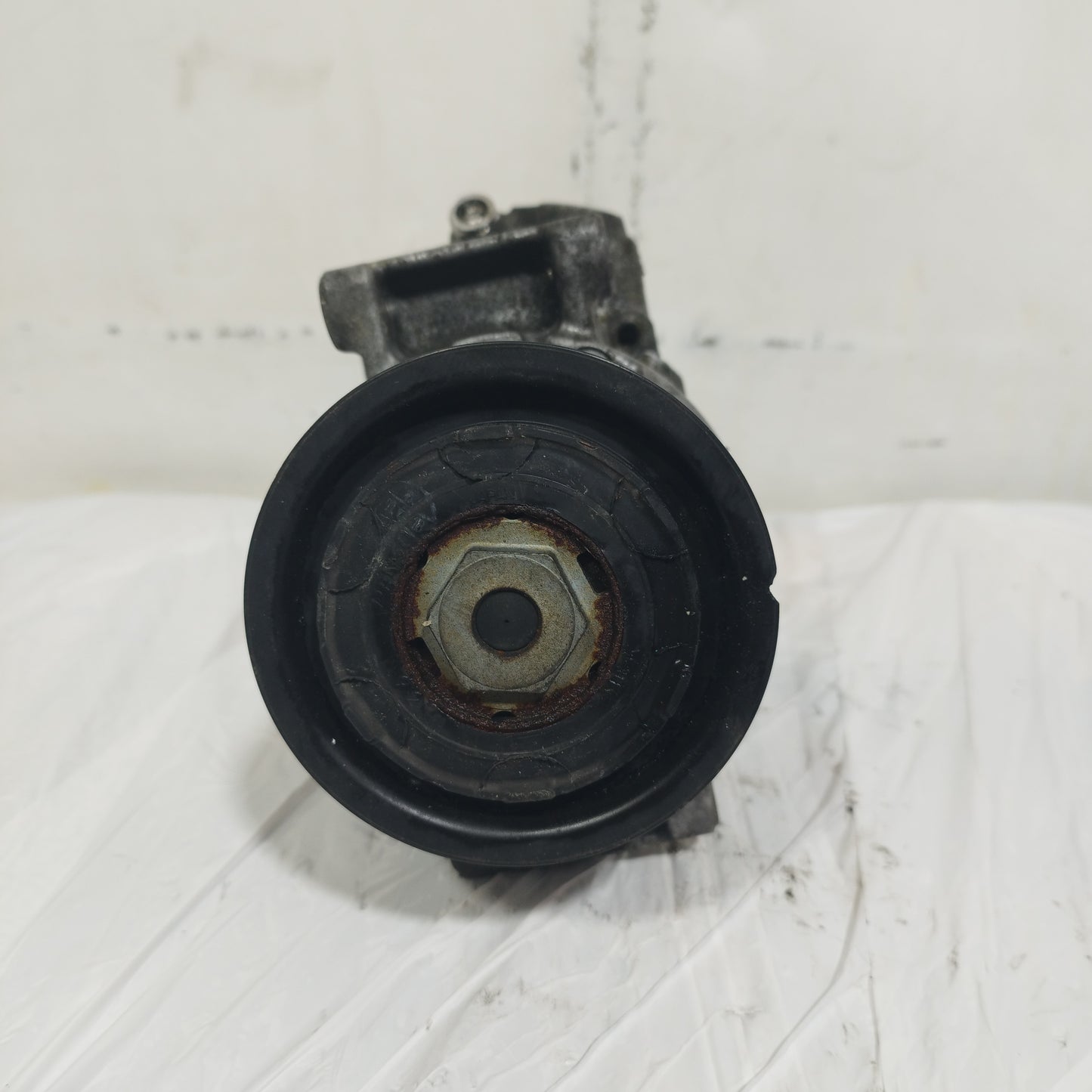 Compressore a / c Audi A4 (B8) 2.0 TDI DENSO 2008-2011 2 pin cod: 8k0260805E ecoAC15499