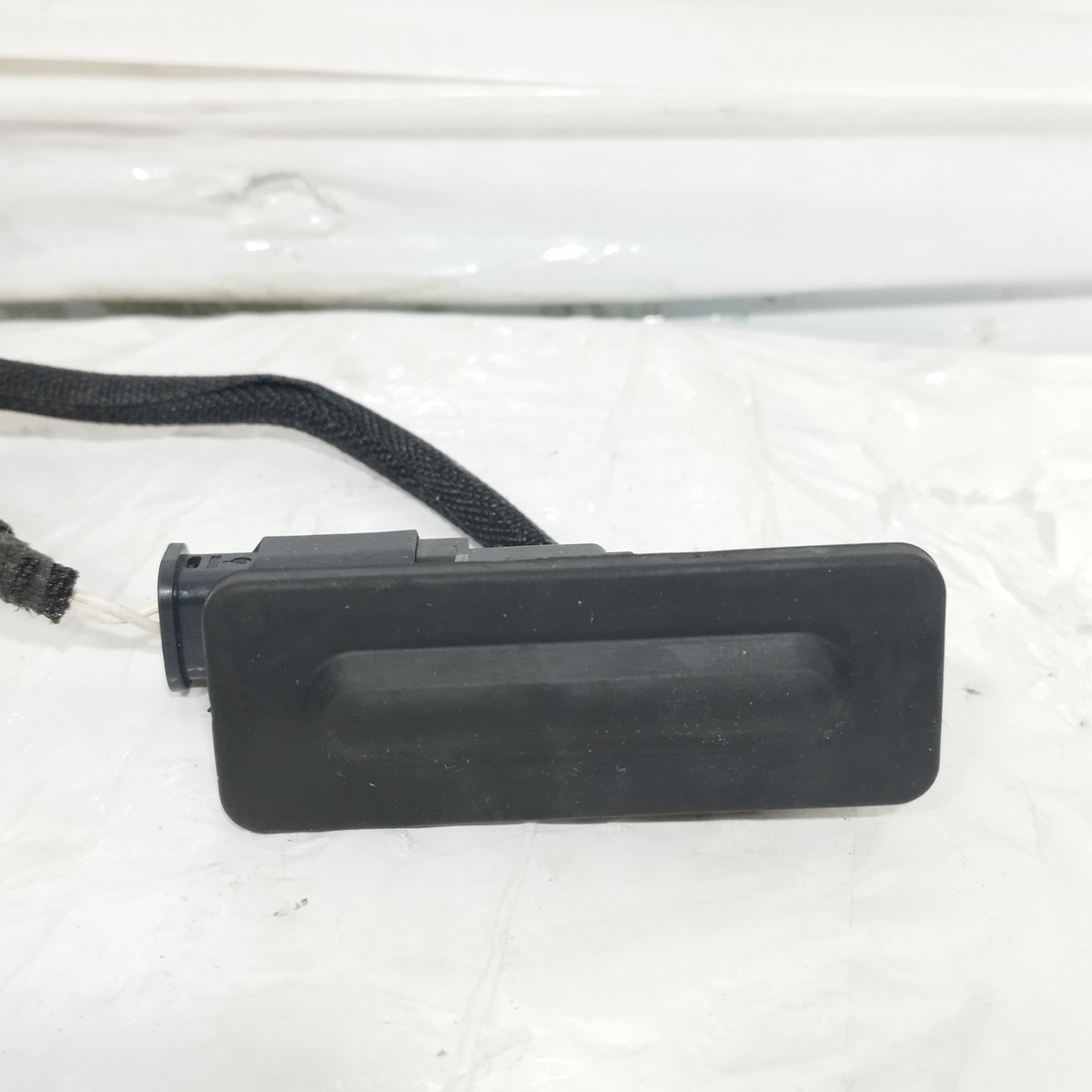 Interruttore portellone Citroen C3 III 2016-2023 cod: 95835t02 ecoAC17373