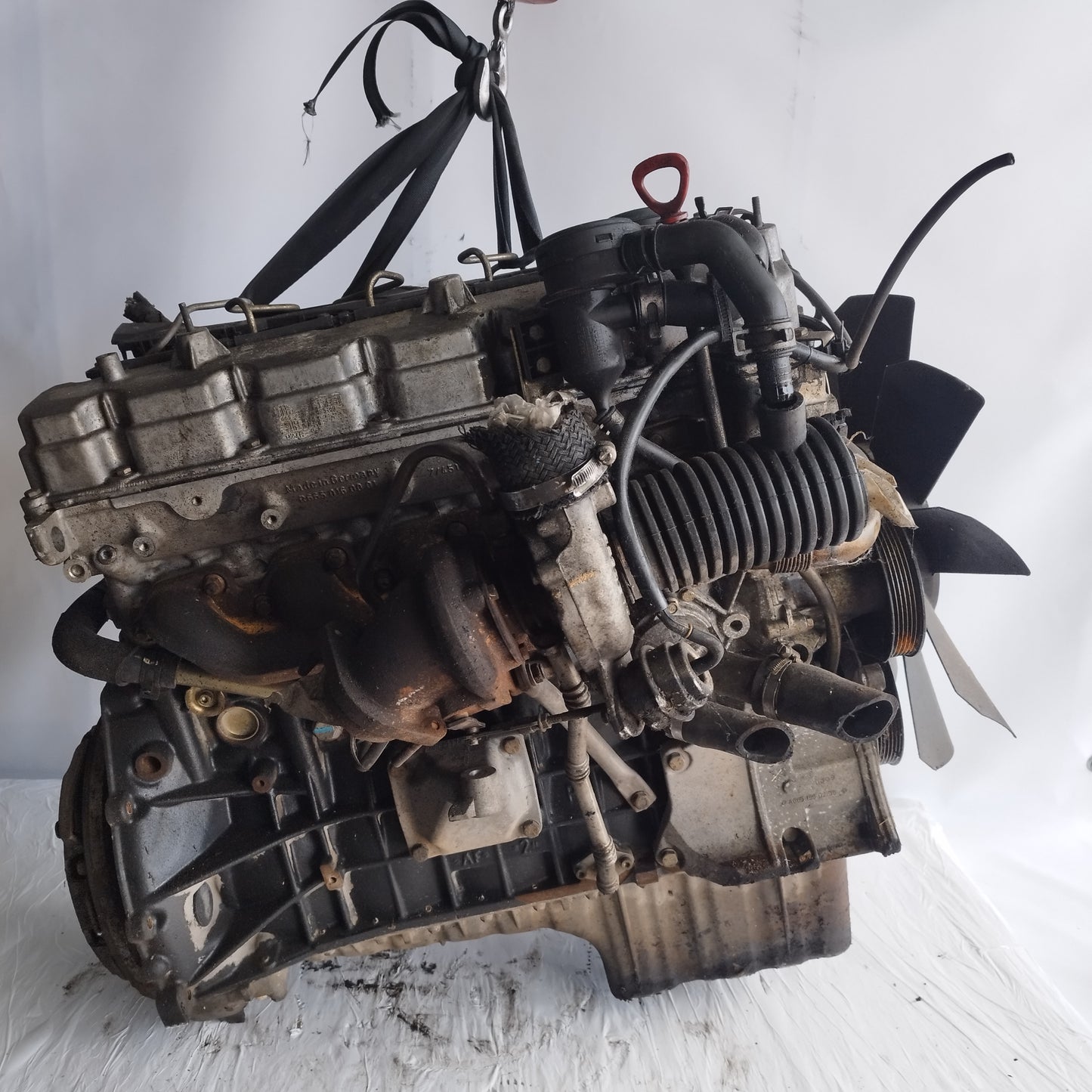 Motore Ssangyong Rexton 2.7TD 2005 Cod: 665925 ecoAC12117