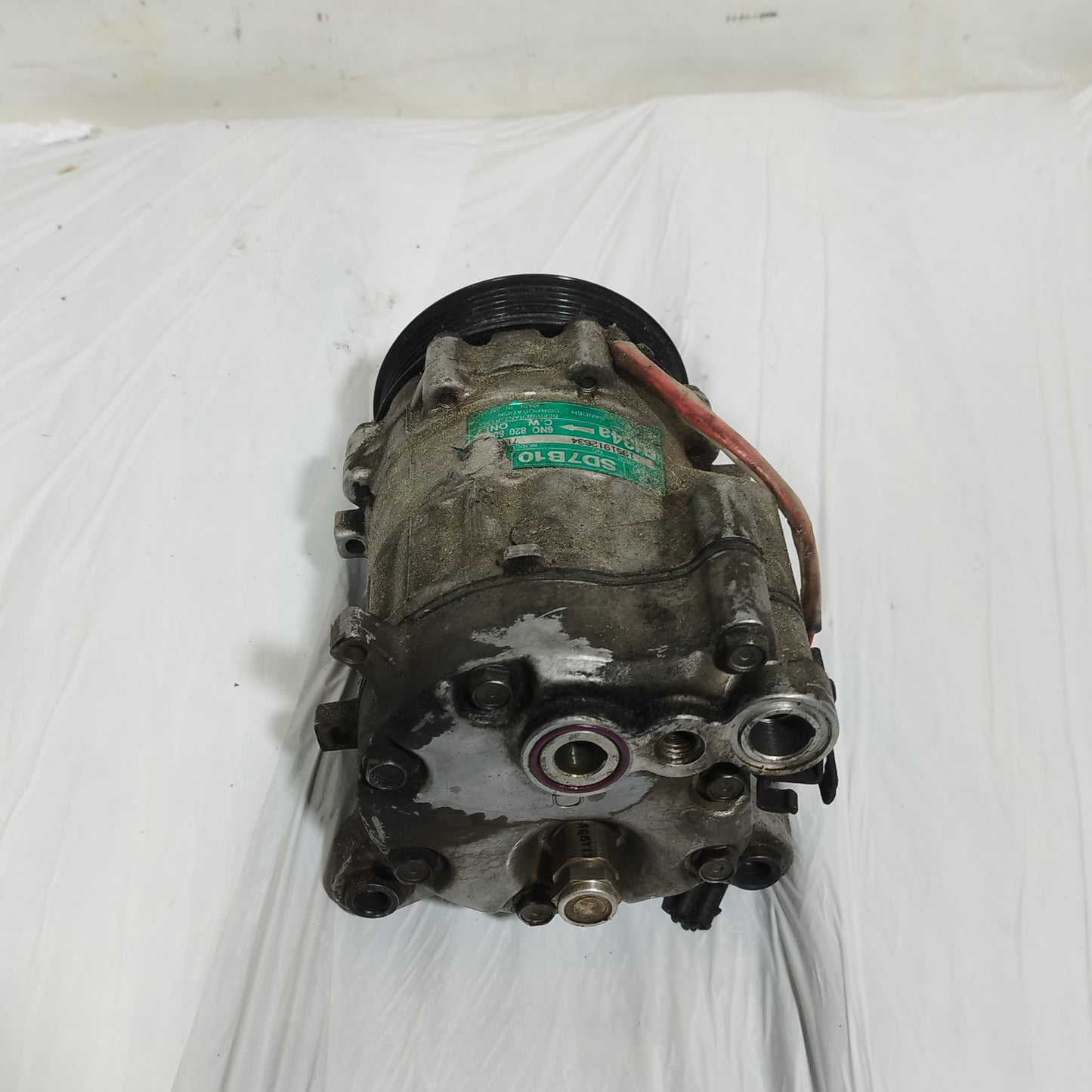 Compressore a / c Volkswagen Polo 1.4 B 2000 ecoAC15401