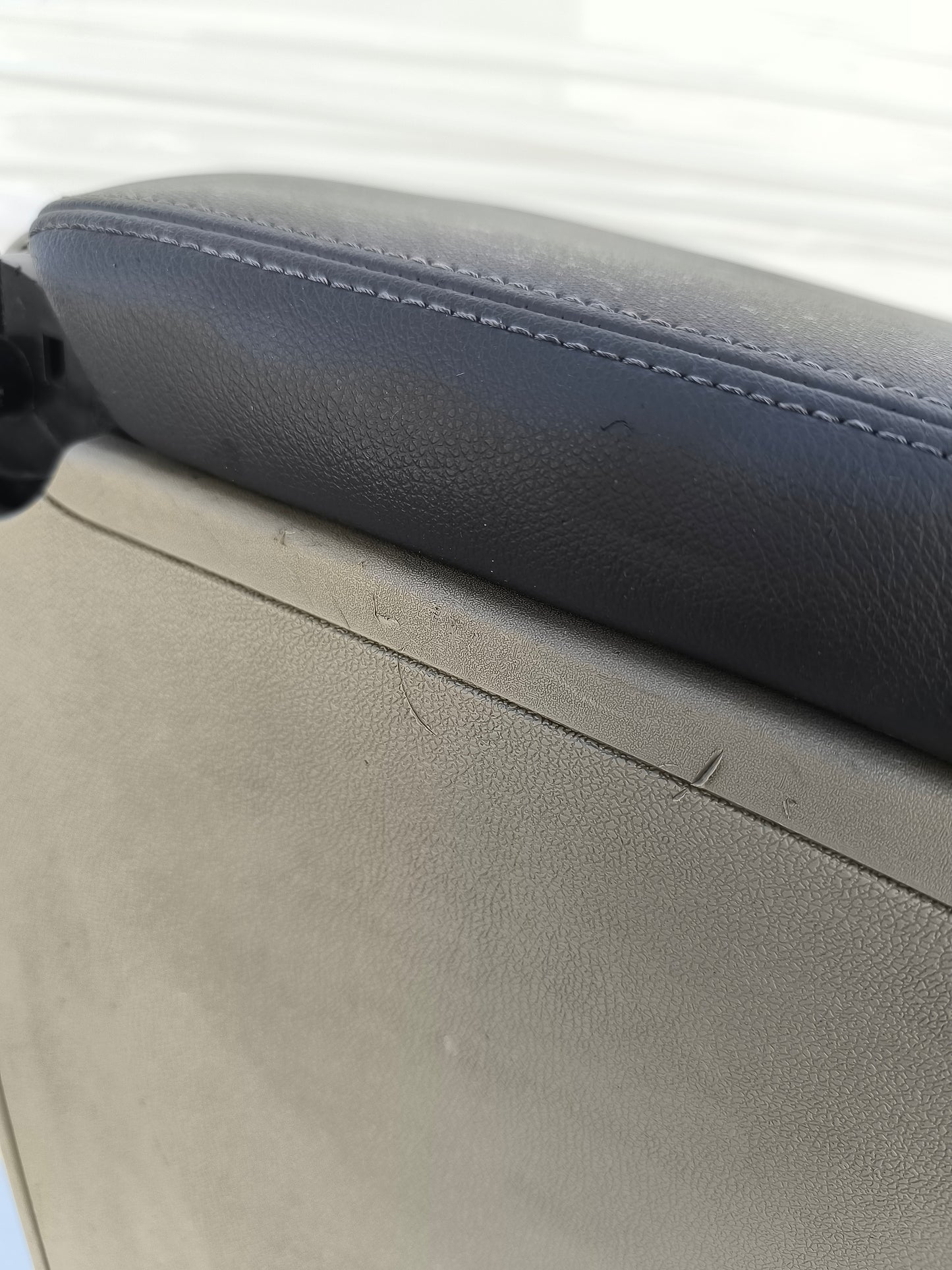 Tunnel centrale Renault Scenic anno 2012 ecoAG7791