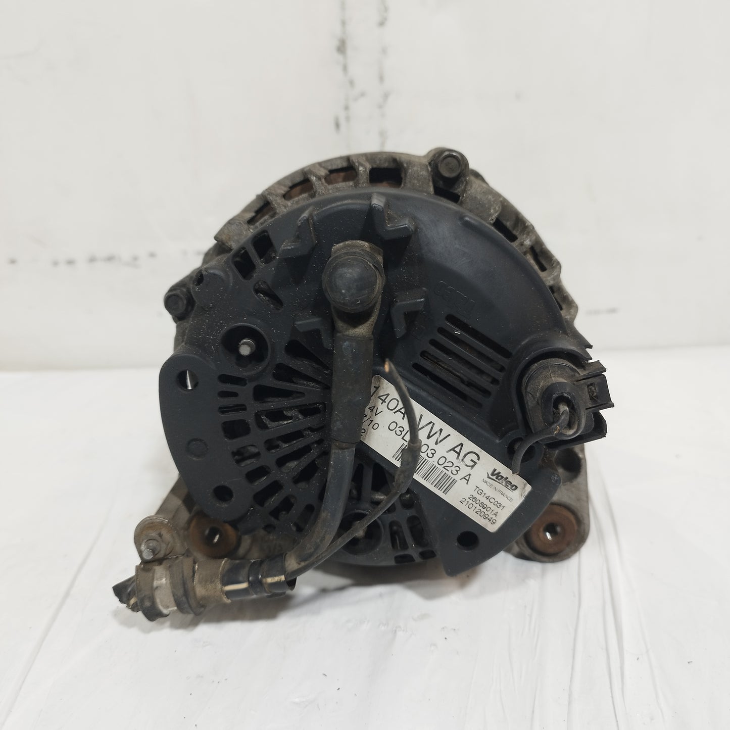 Alternatore Audi / Volkswagen Golf 6 2.0 TDI 2010 2 pin cod: 03L903023A ecoAC15329