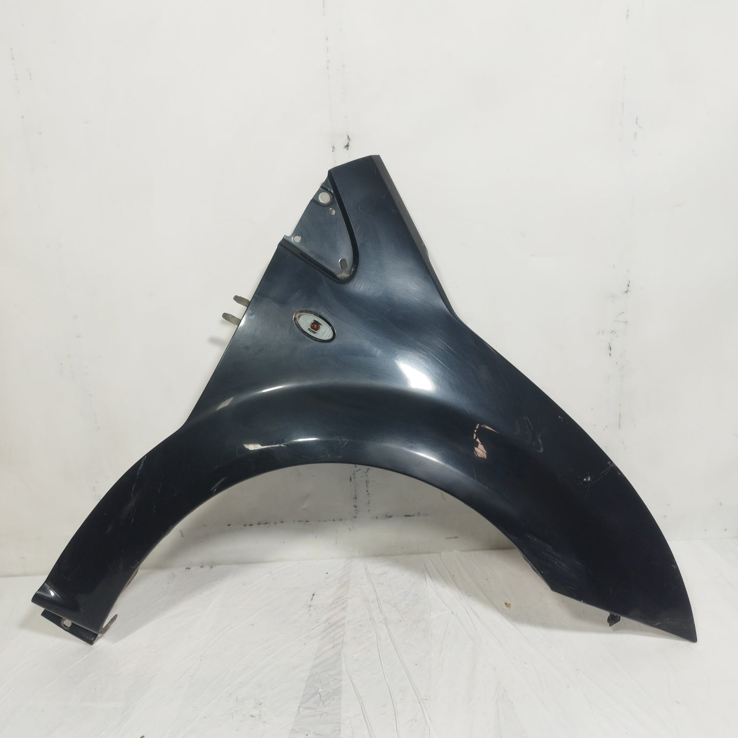 Parafango anteriore dx nero Citroen C2 2003-2010 ecoAC15142