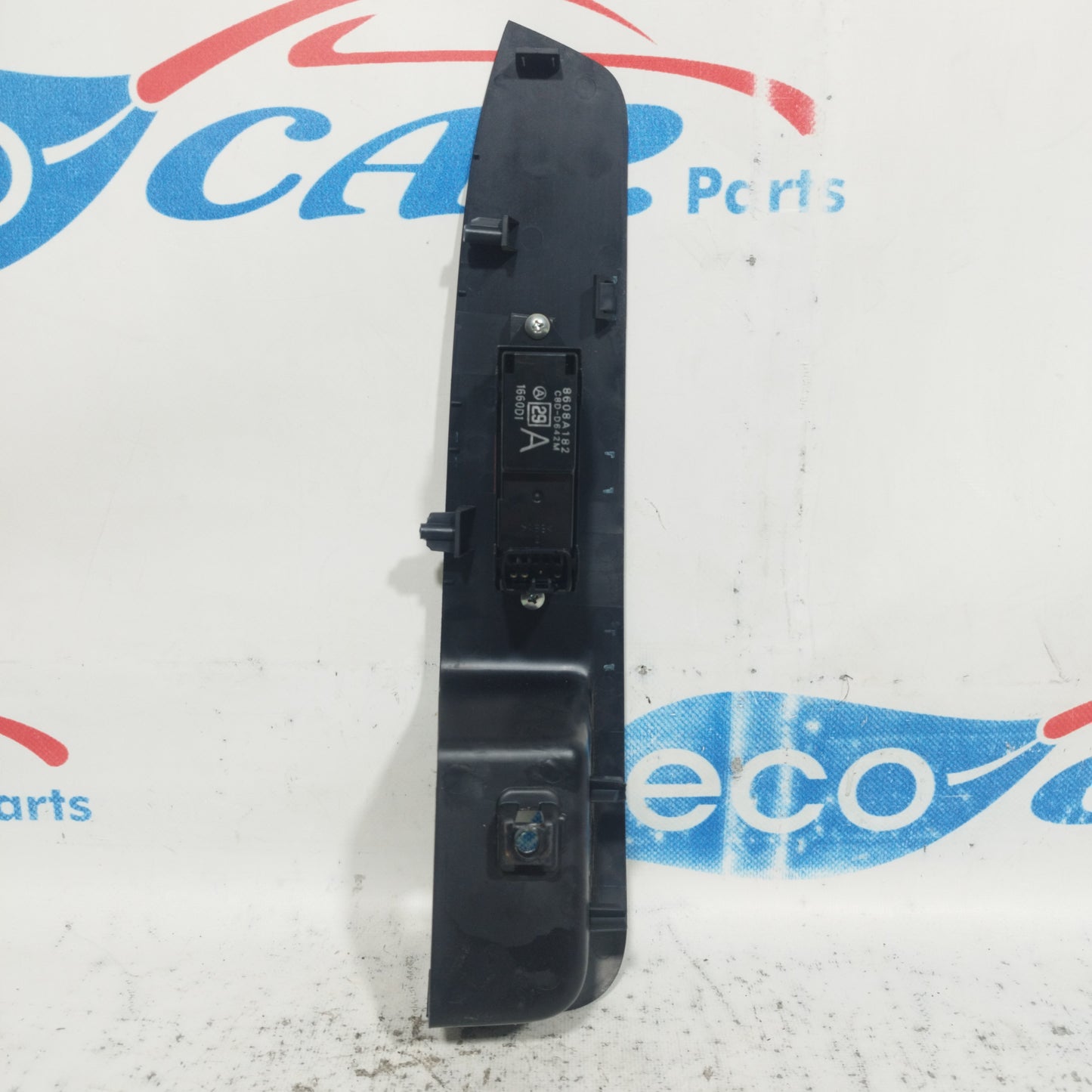 Front right button panel Peugeot 4007 2008 COD: 8608A182 ecoAC9149