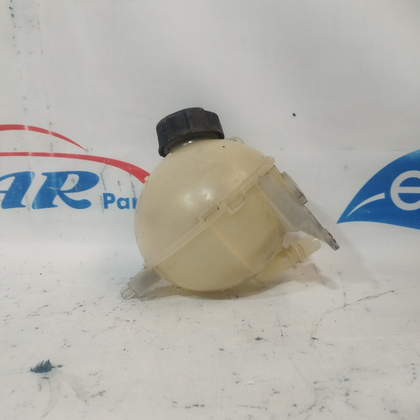 Ausgleichsbehälter Peugeot 3008 1.6 HDi 2011 Code 9673334580 ecoAC9591